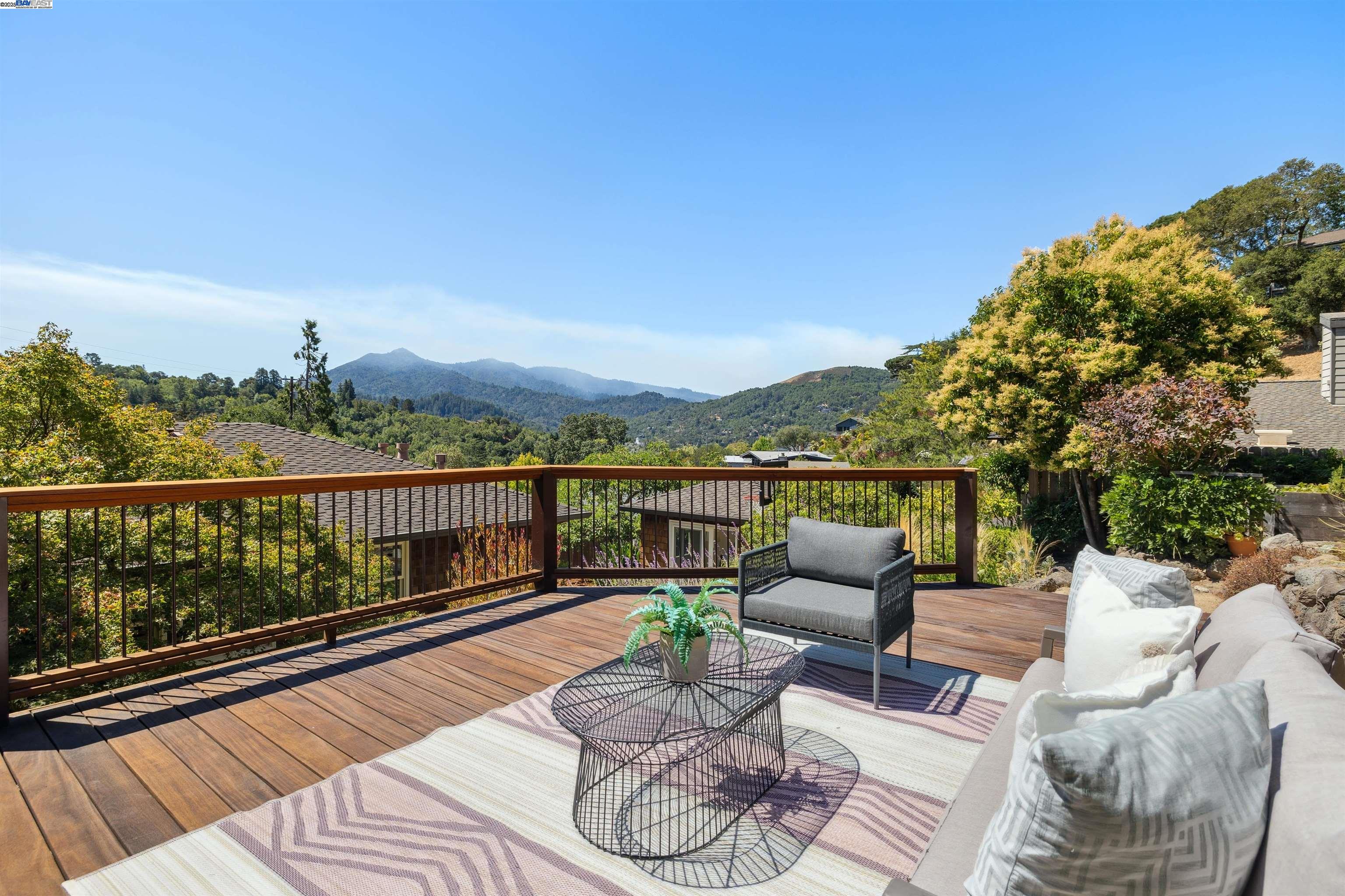 Detail Gallery Image 2 of 60 For 184 Hilldale Dr, San Anselmo,  CA 94960 - 4 Beds | 3 Baths