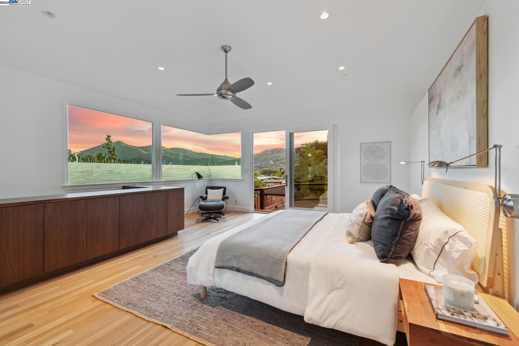 Detail Gallery Image 25 of 60 For 184 Hilldale Dr, San Anselmo,  CA 94960 - 4 Beds | 3 Baths