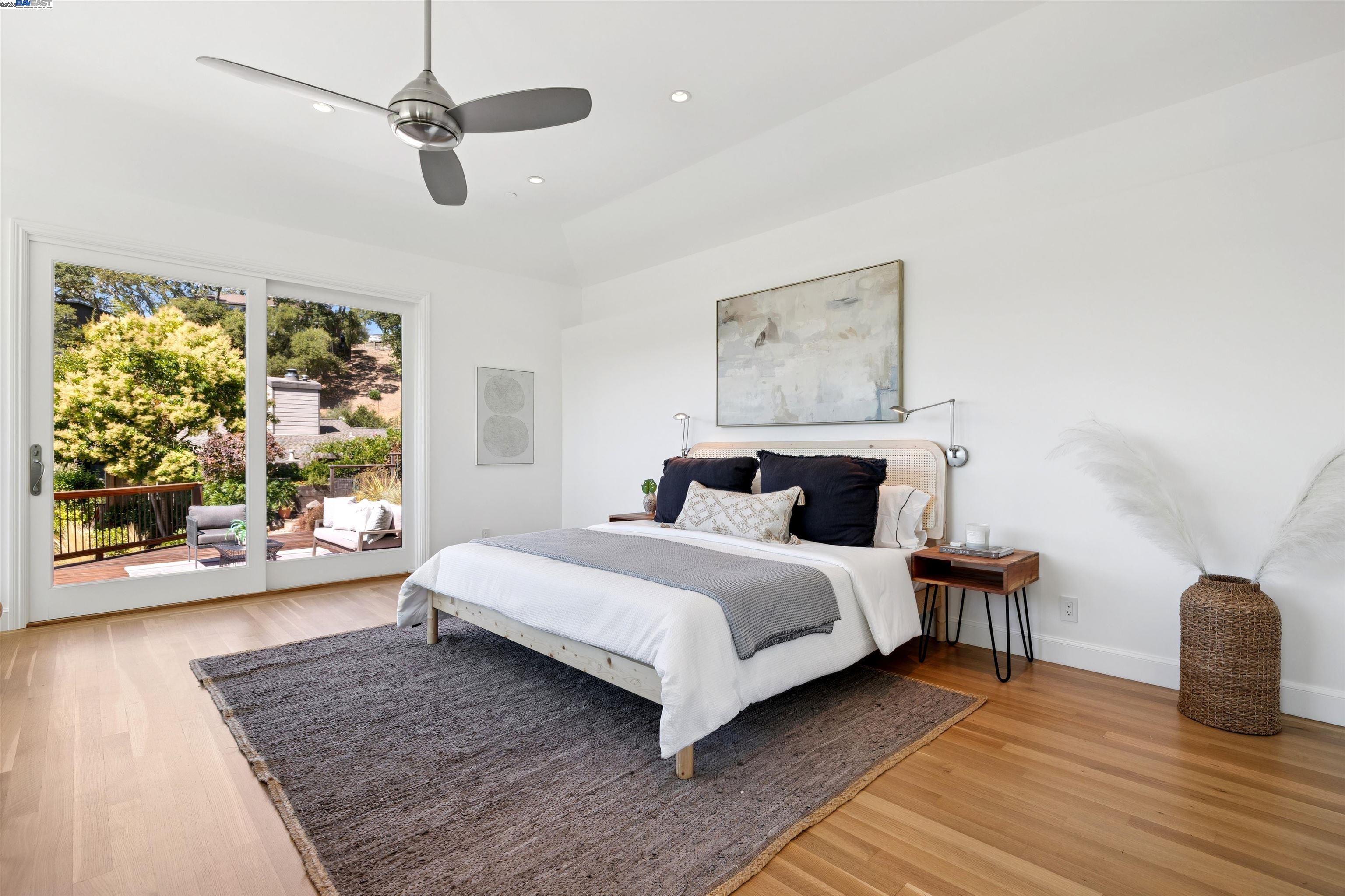 Detail Gallery Image 26 of 60 For 184 Hilldale Dr, San Anselmo,  CA 94960 - 4 Beds | 3 Baths