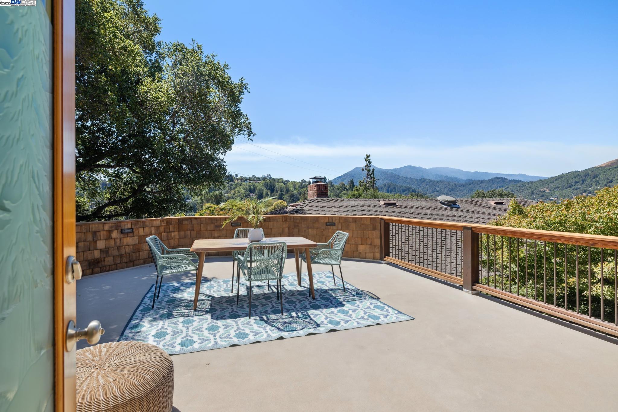 Detail Gallery Image 35 of 60 For 184 Hilldale Dr, San Anselmo,  CA 94960 - 4 Beds | 3 Baths