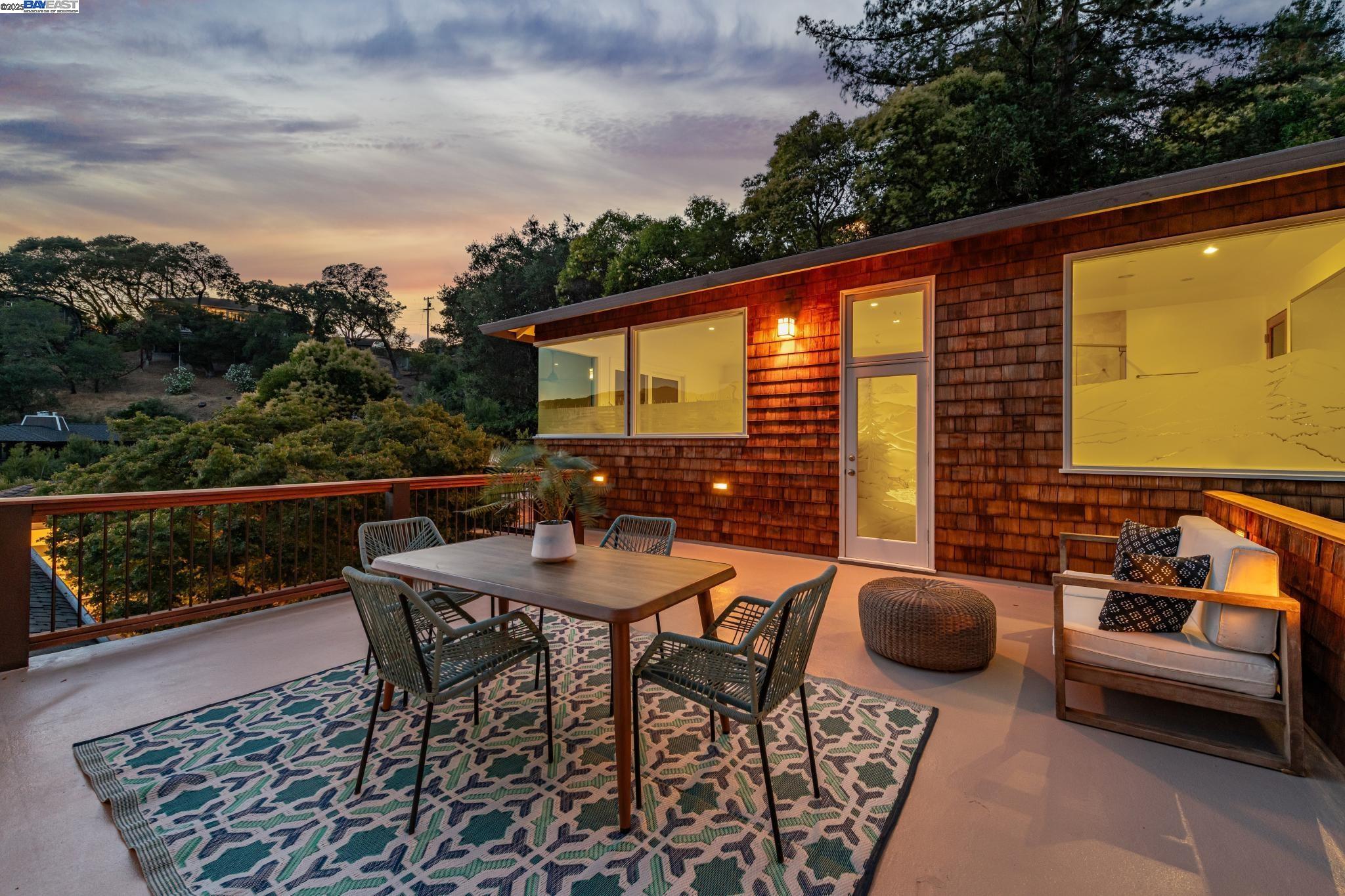 Detail Gallery Image 36 of 60 For 184 Hilldale Dr, San Anselmo,  CA 94960 - 4 Beds | 3 Baths