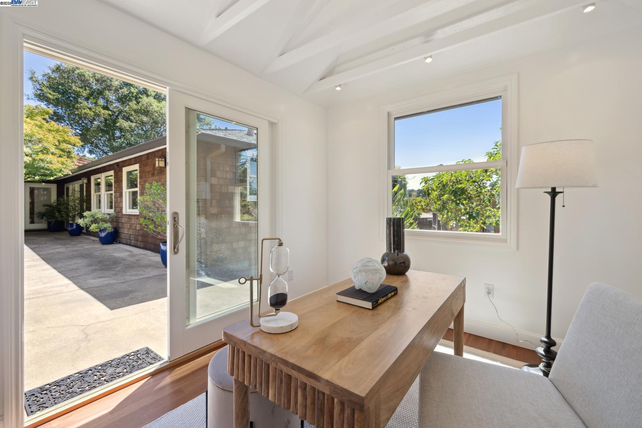 Detail Gallery Image 49 of 60 For 184 Hilldale Dr, San Anselmo,  CA 94960 - 4 Beds | 3 Baths