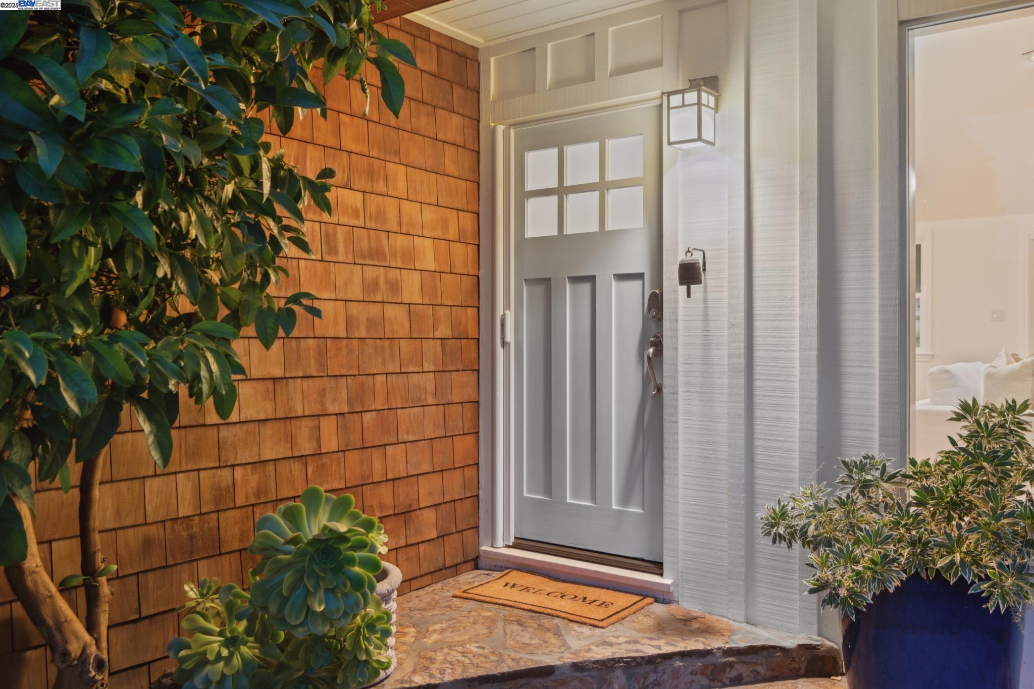 Detail Gallery Image 10 of 60 For 184 Hilldale Dr, San Anselmo,  CA 94960 - 4 Beds | 3 Baths