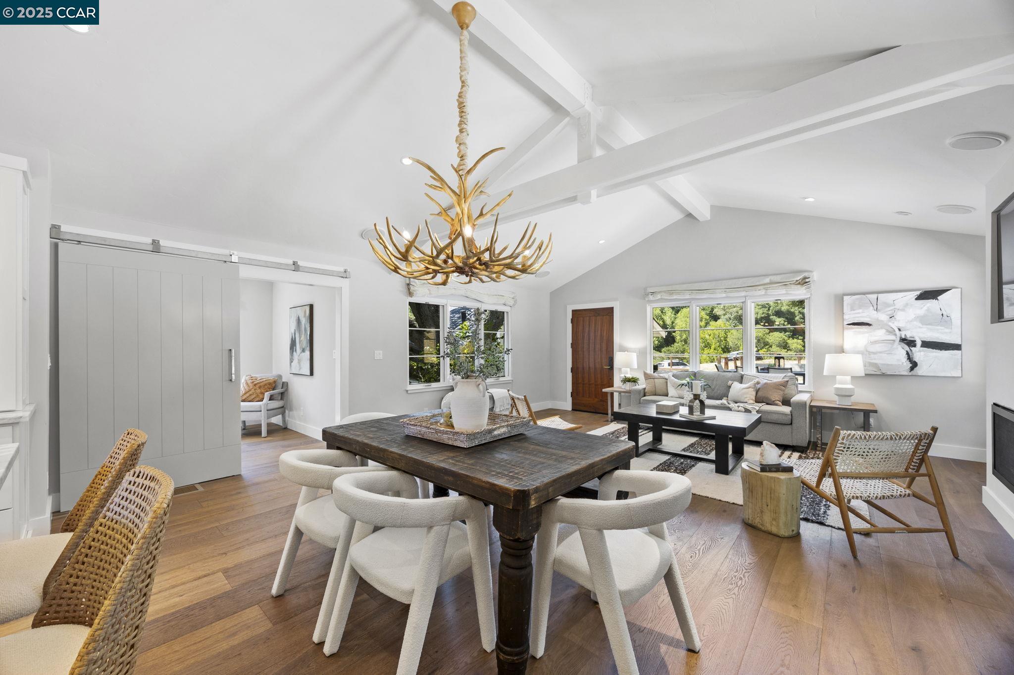Detail Gallery Image 15 of 53 For 10 Albo Ct, Orinda,  CA 94563 - 5 Beds | 3/1 Baths