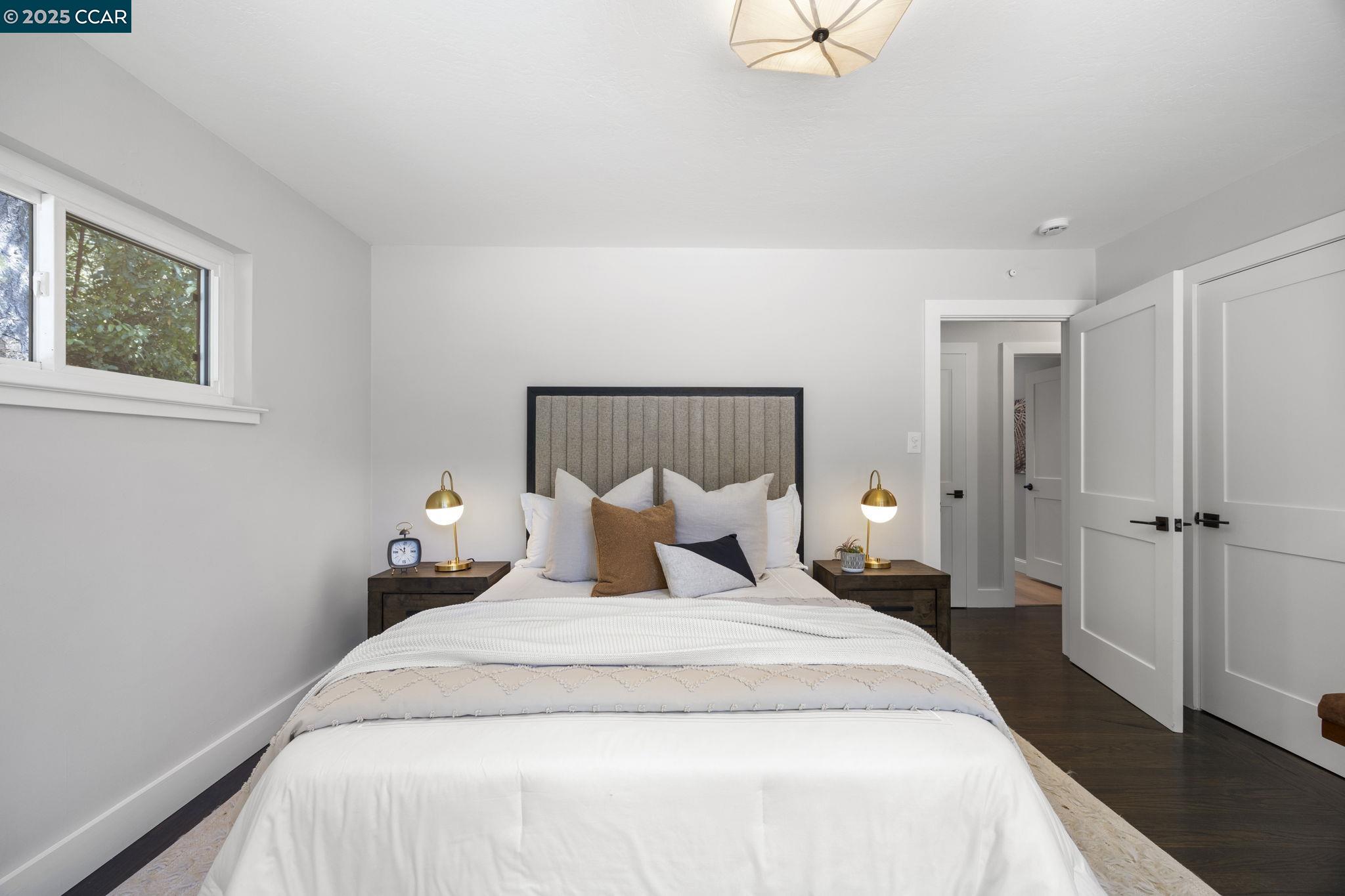 Detail Gallery Image 22 of 53 For 10 Albo Ct, Orinda,  CA 94563 - 5 Beds | 3/1 Baths