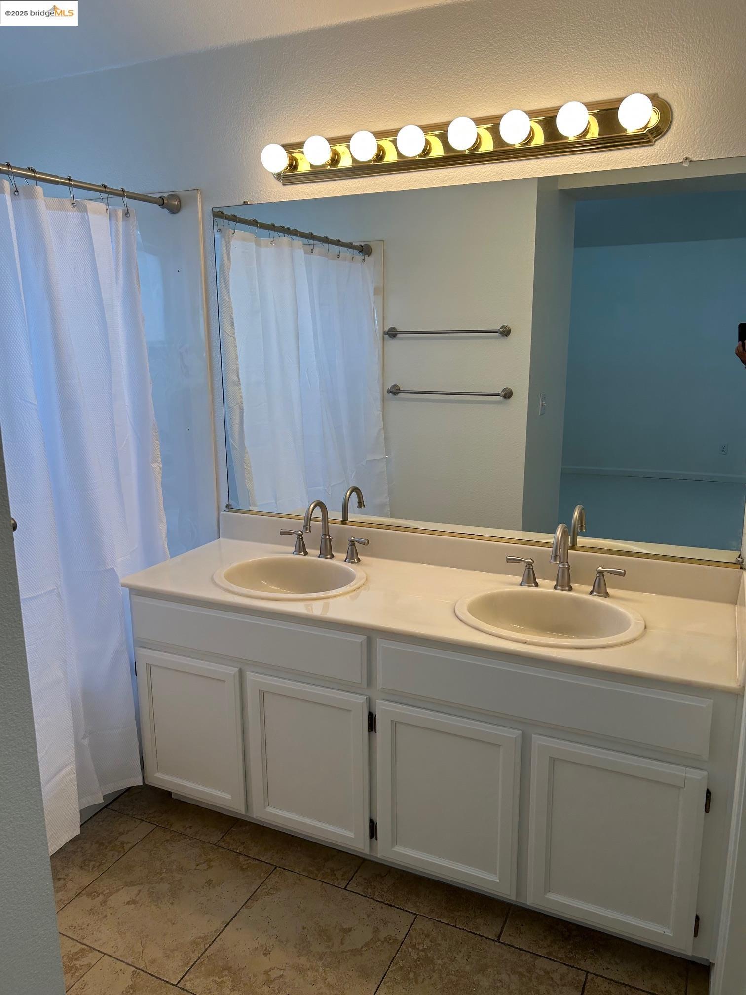 Detail Gallery Image 16 of 22 For 63 Goldmeadow Ct, Brentwood,  CA 94513 - 3 Beds | 2 Baths