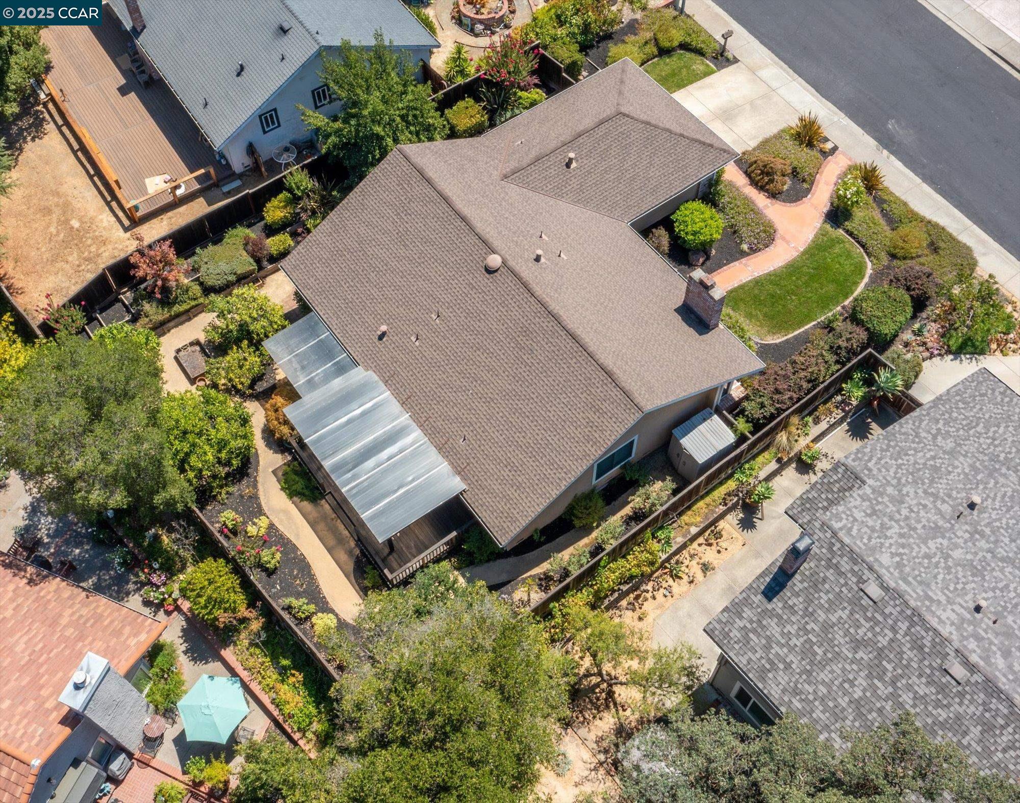 Detail Gallery Image 3 of 41 For 171 Mount Tam Ct, Martinez,  CA 94553 - 4 Beds | 2 Baths