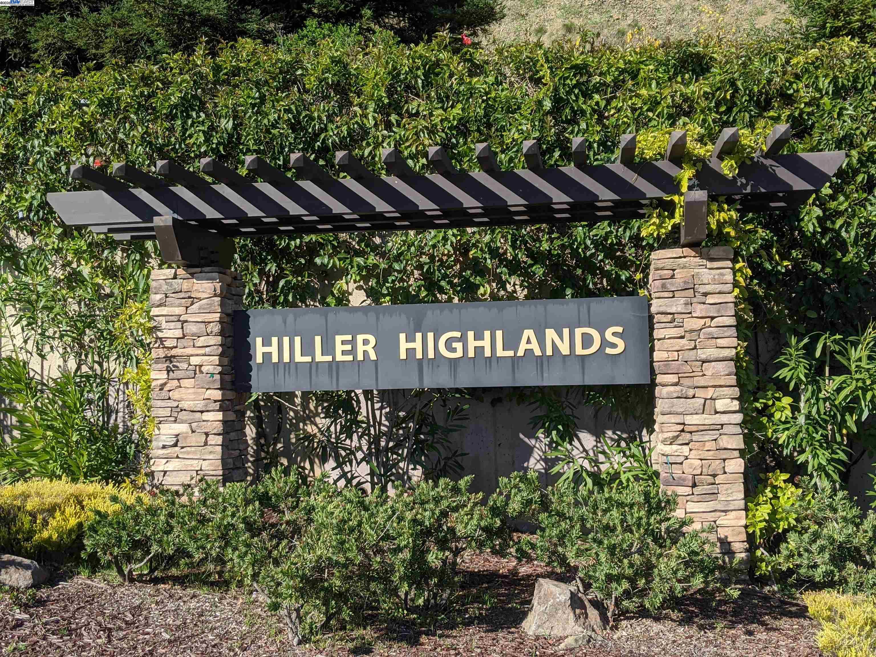 Detail Gallery Image 52 of 52 For 37 Binnacle Hl, Oakland,  CA 94618 - 2 Beds | 2 Baths