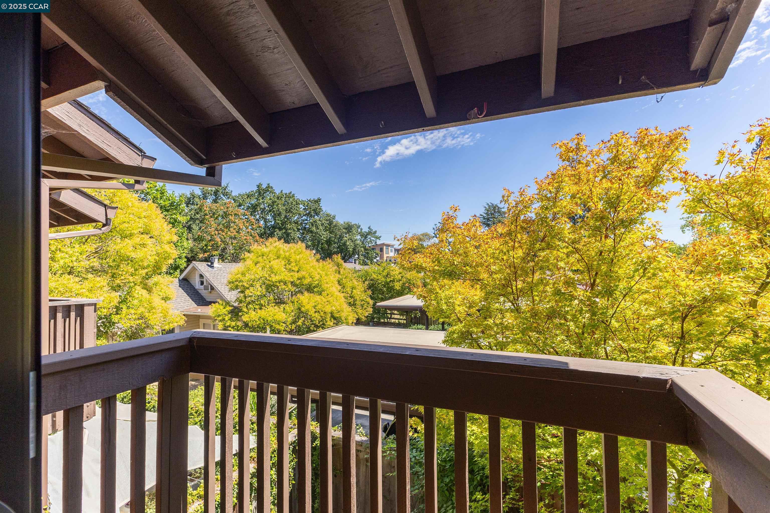 Detail Gallery Image 18 of 28 For 7 Songbird Ct, Lafayette,  CA 94549 - 2 Beds | 2/1 Baths