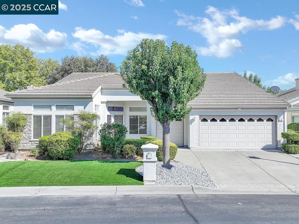 Detail Gallery Image 1 of 47 For 80 Gala Ln, Brentwood,  CA 94513 - 3 Beds | 2/1 Baths