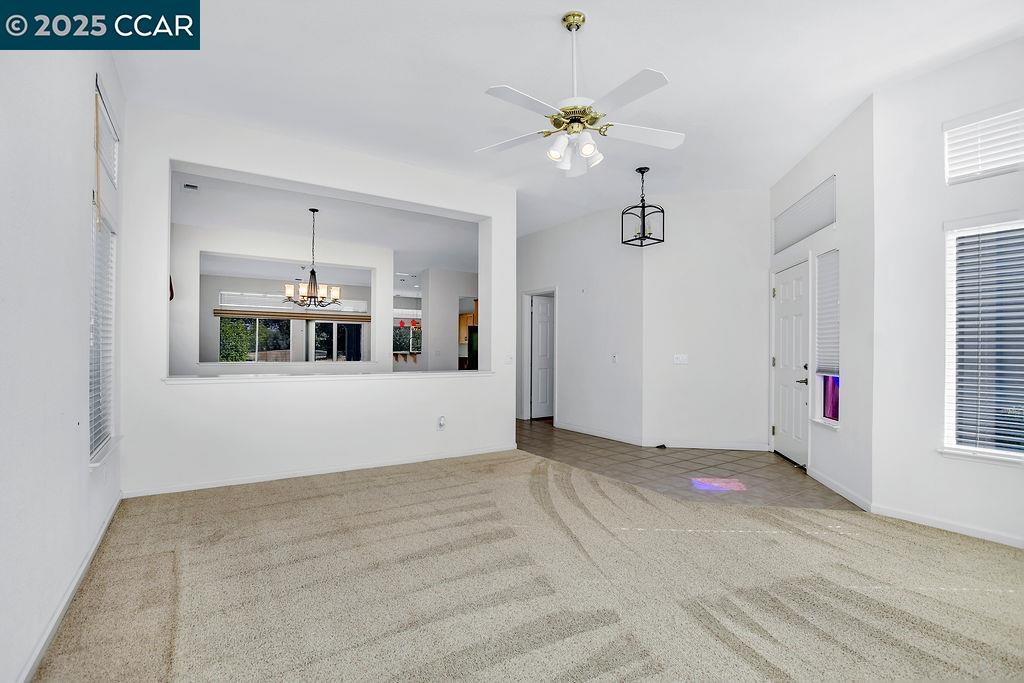 Detail Gallery Image 12 of 47 For 80 Gala Ln, Brentwood,  CA 94513 - 3 Beds | 2/1 Baths