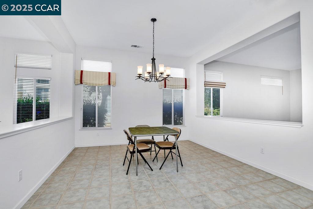 Detail Gallery Image 13 of 47 For 80 Gala Ln, Brentwood,  CA 94513 - 3 Beds | 2/1 Baths