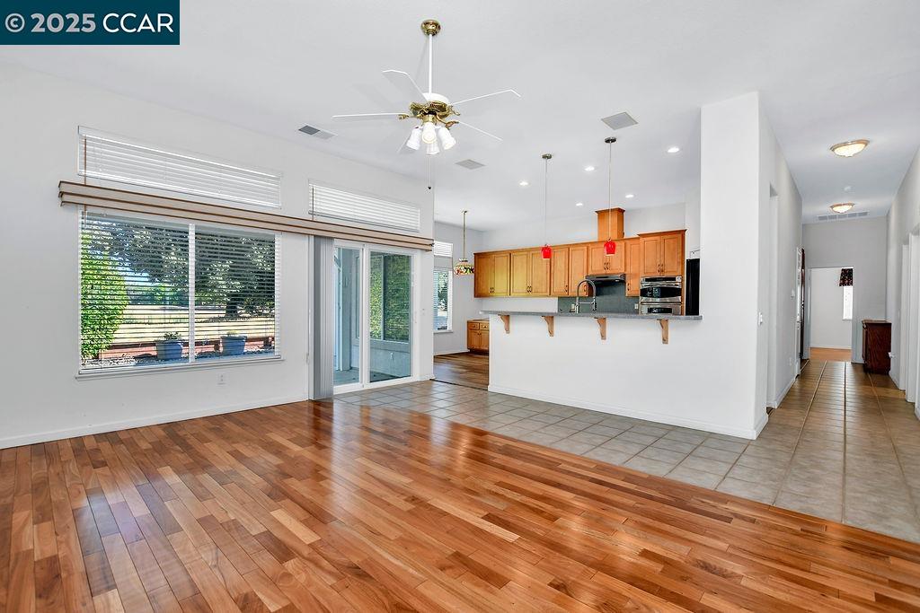 Detail Gallery Image 15 of 47 For 80 Gala Ln, Brentwood,  CA 94513 - 3 Beds | 2/1 Baths