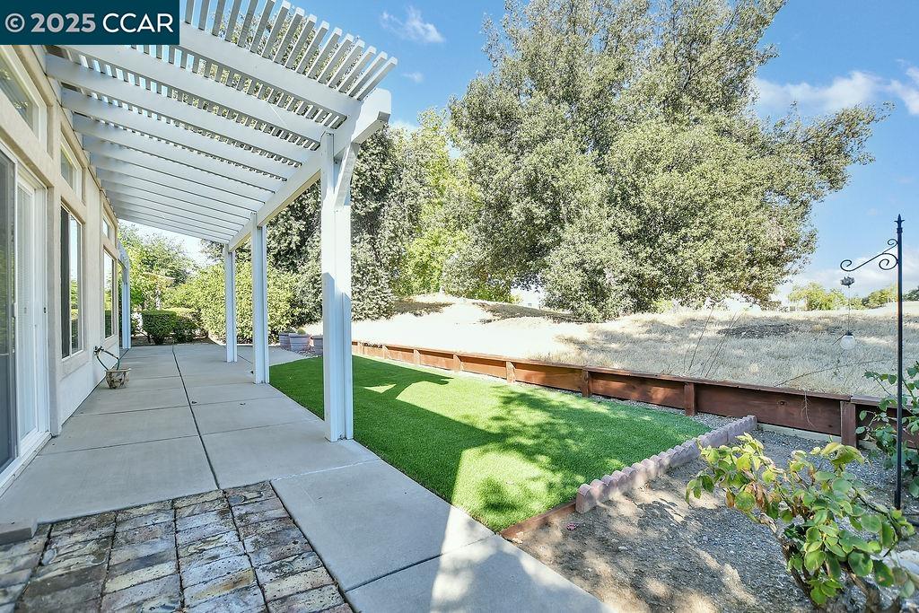 Detail Gallery Image 34 of 47 For 80 Gala Ln, Brentwood,  CA 94513 - 3 Beds | 2/1 Baths