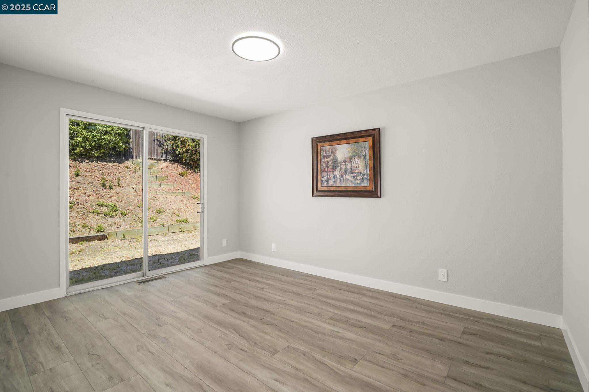 Detail Gallery Image 13 of 27 For 2928 El Monte Way, Antioch,  CA 94509 - 4 Beds | 2 Baths