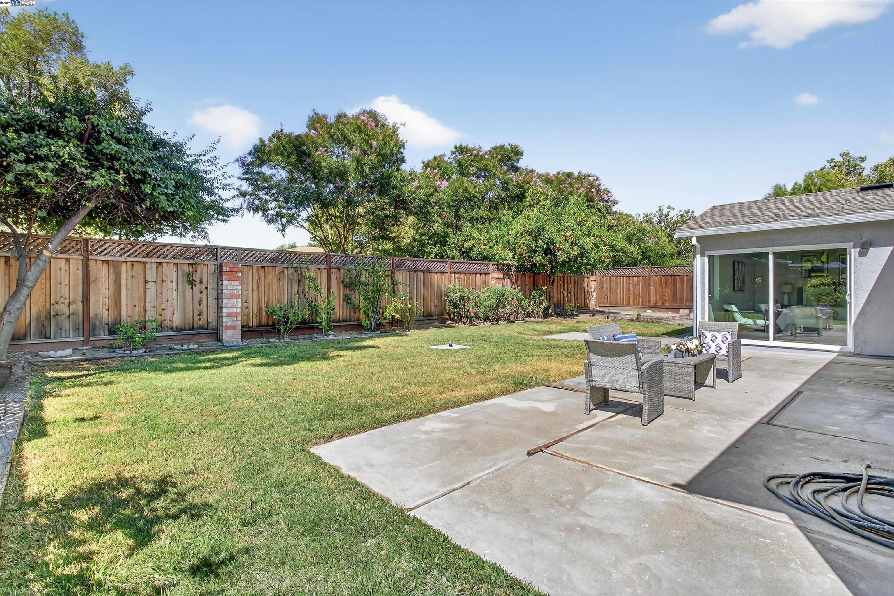Detail Gallery Image 33 of 42 For 4217 Waycross Ct, Pleasanton,  CA 94566 - 4 Beds | 2/1 Baths