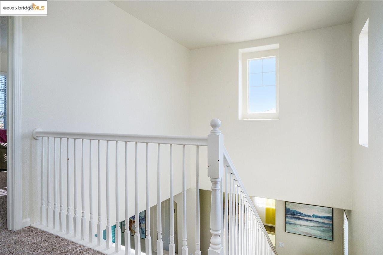 Detail Gallery Image 15 of 38 For 1040 Morning Glory Way, Oakley,  CA 94561 - 5 Beds | 3/1 Baths