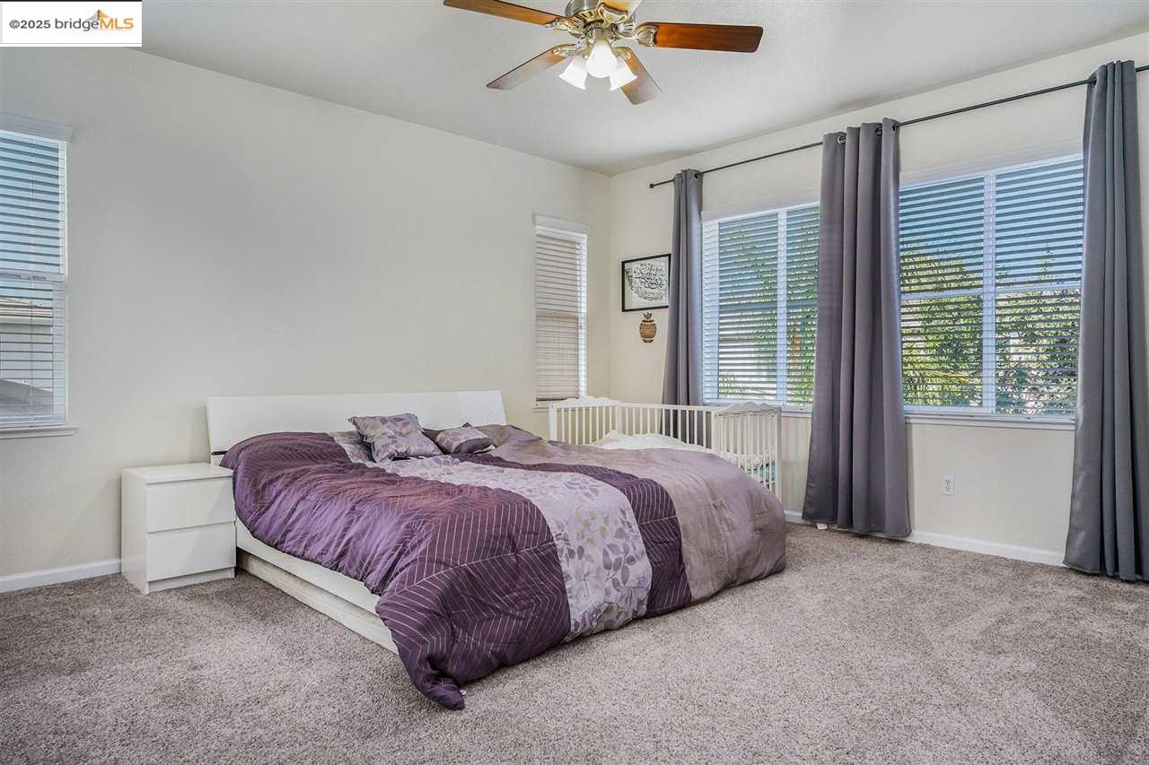 Detail Gallery Image 18 of 38 For 1040 Morning Glory Way, Oakley,  CA 94561 - 5 Beds | 3/1 Baths