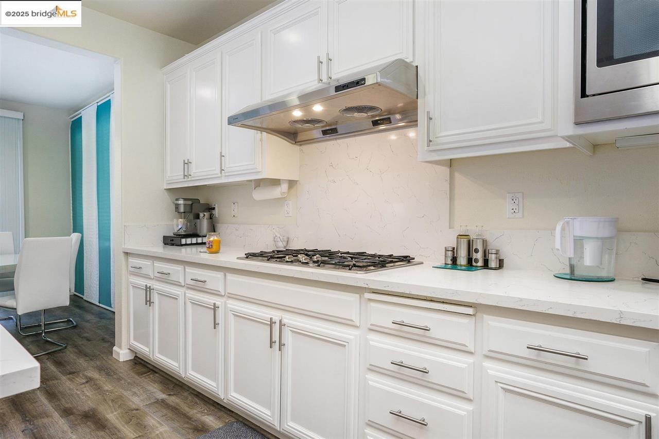 Detail Gallery Image 23 of 38 For 1040 Morning Glory Way, Oakley,  CA 94561 - 5 Beds | 3/1 Baths