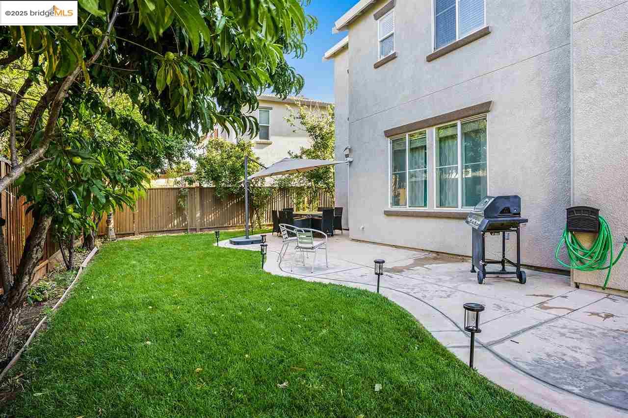 Detail Gallery Image 37 of 38 For 1040 Morning Glory Way, Oakley,  CA 94561 - 5 Beds | 3/1 Baths