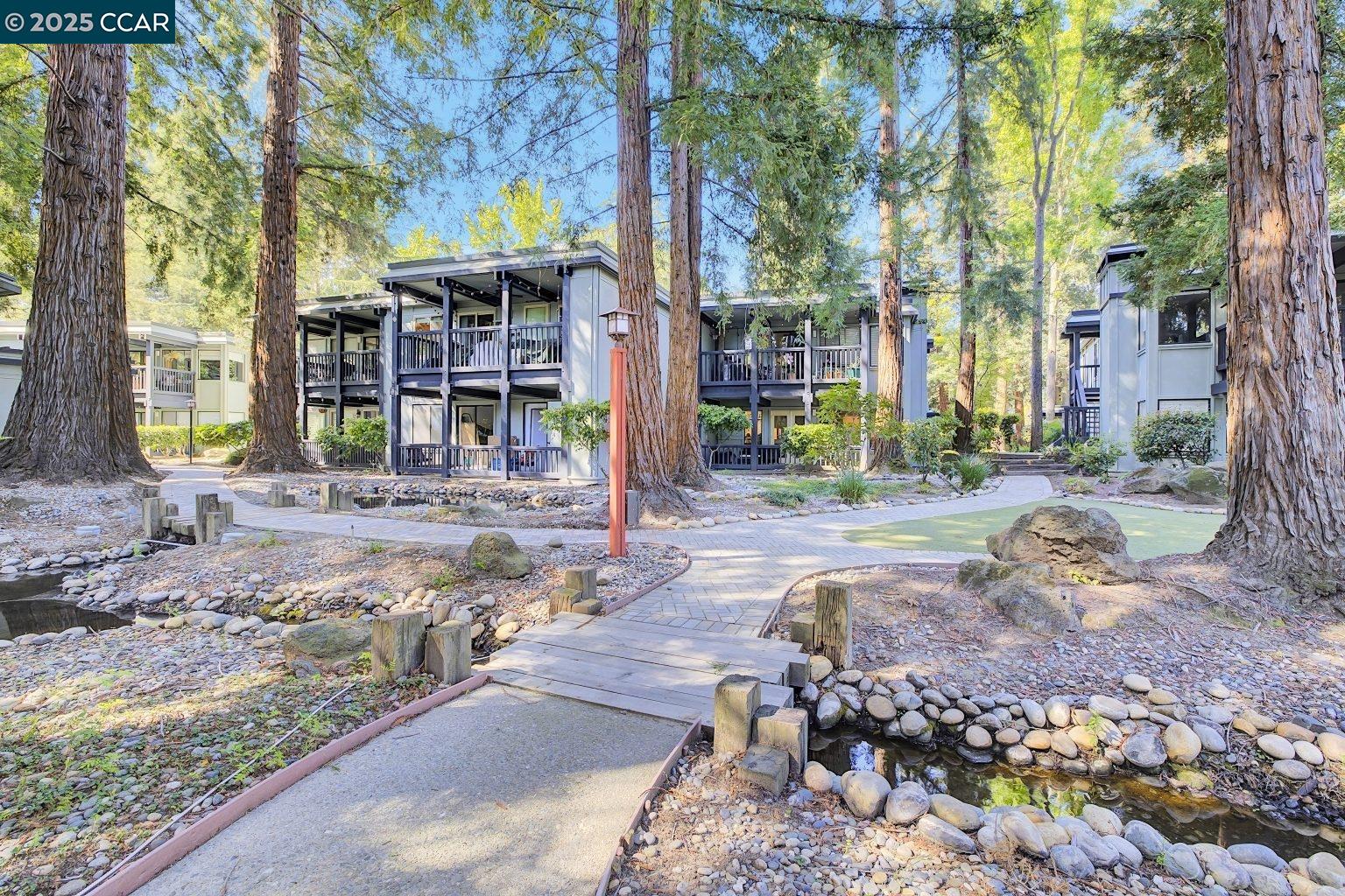 Photo #41: 41108496 Listing: Photo #41