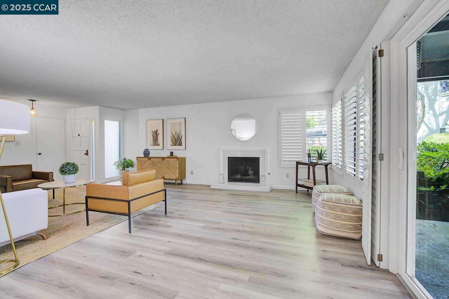 Photo #6: 41108496 Listing 
