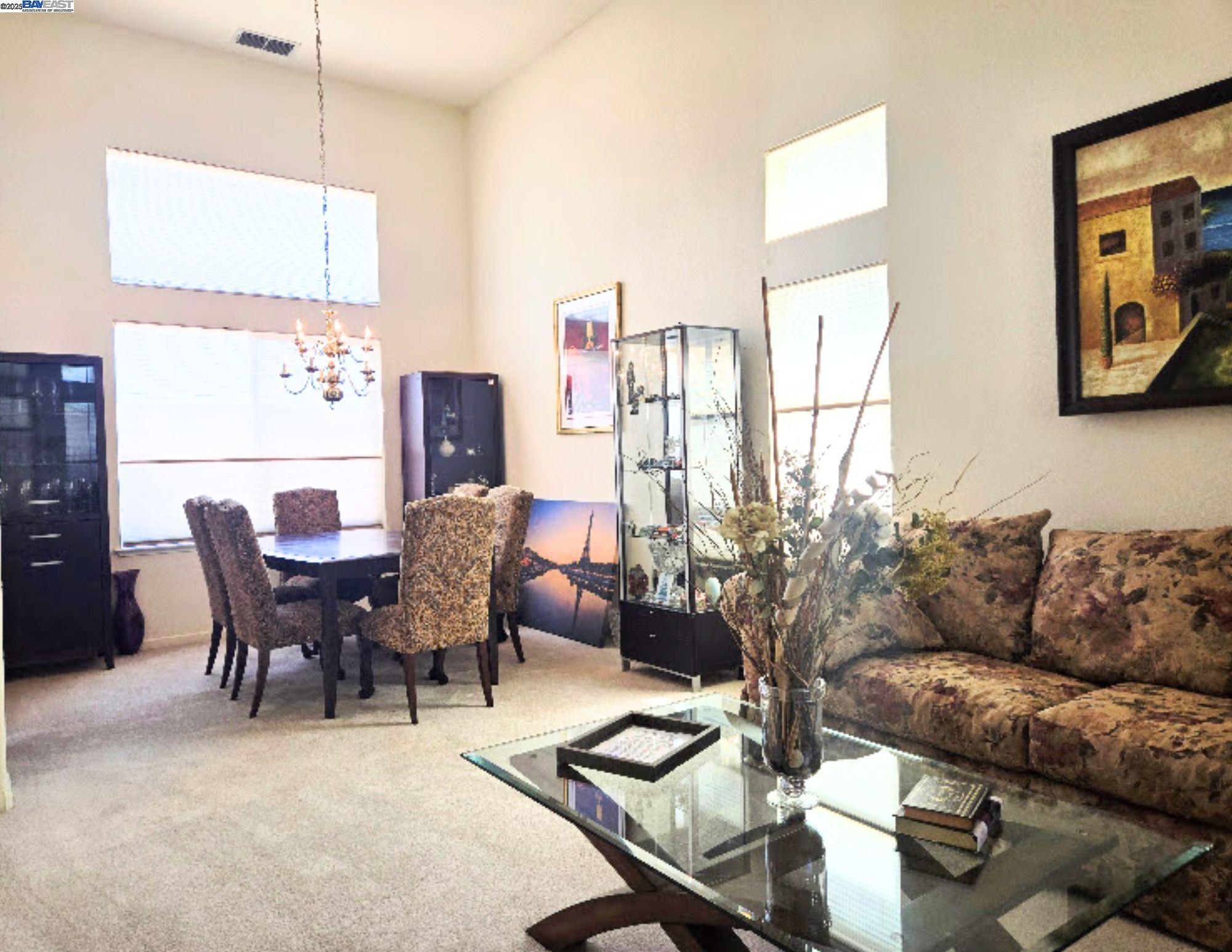 Detail Gallery Image 6 of 32 For 1469 Mayfield Street, Sacramento,  CA 95835 - 4 Beds | 3 Baths