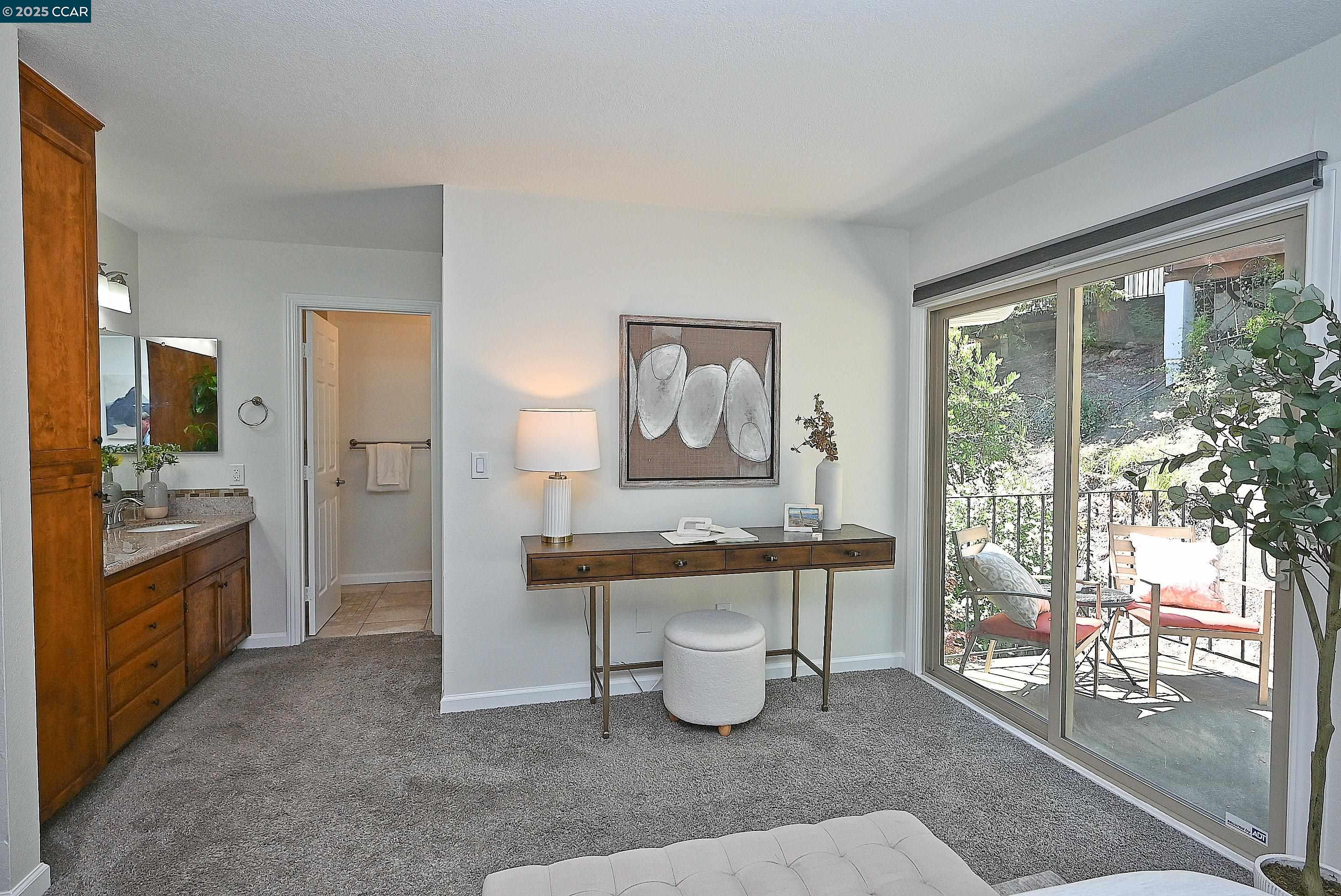 Detail Gallery Image 29 of 45 For 105 via Cabrera Lane, Martinez,  CA 94553 - 3 Beds | 2/1 Baths