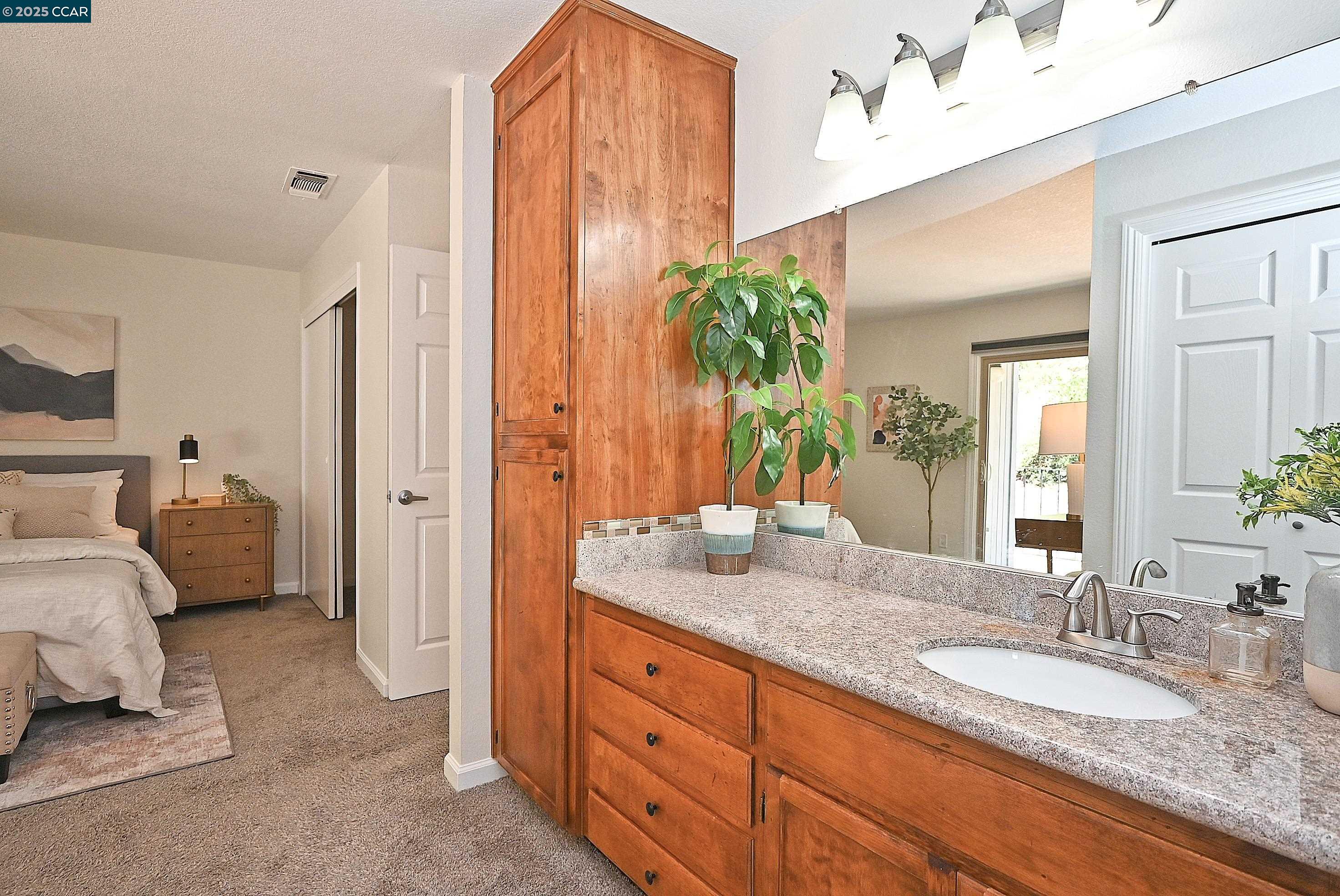 Detail Gallery Image 31 of 45 For 105 via Cabrera Lane, Martinez,  CA 94553 - 3 Beds | 2/1 Baths