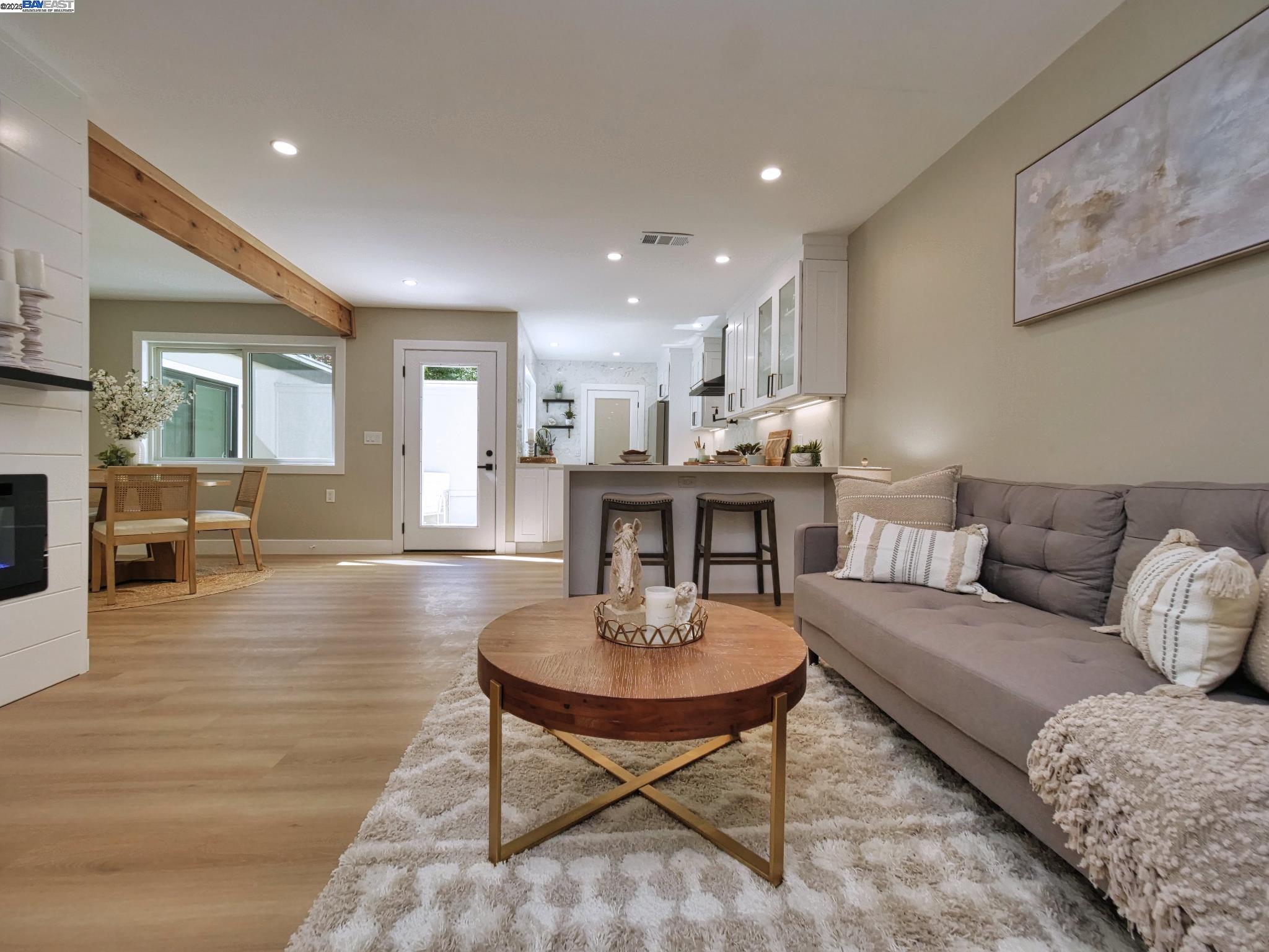 Detail Gallery Image 12 of 47 For 1209 Oakmont Drive #1,  Walnut Creek,  CA 94595 - 2 Beds | 2 Baths