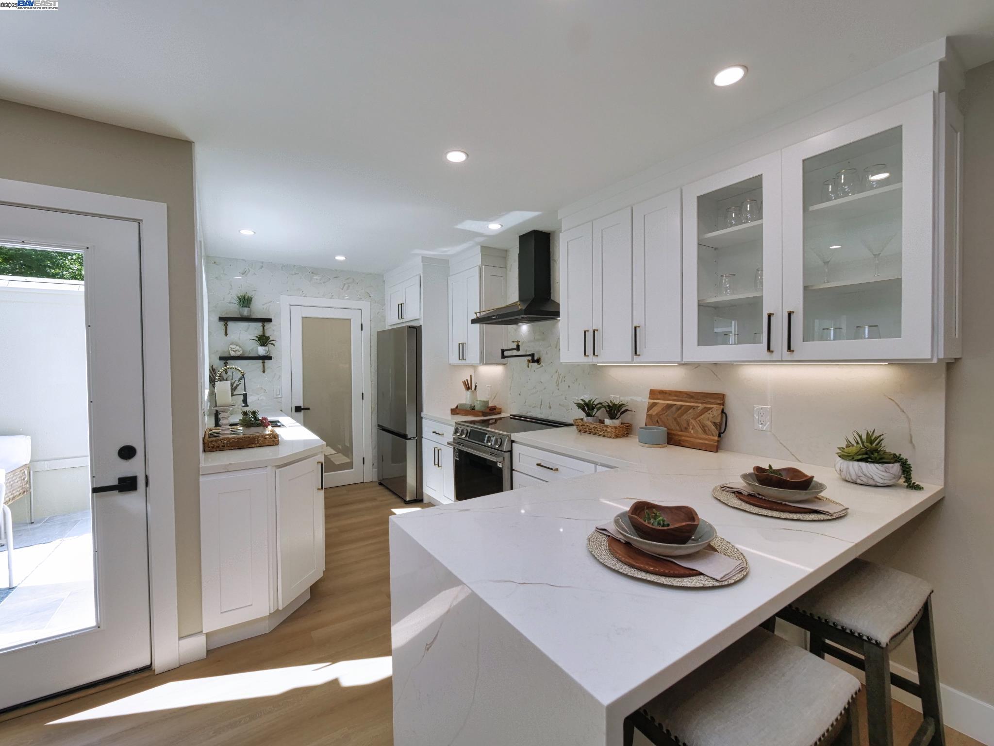 Detail Gallery Image 14 of 47 For 1209 Oakmont Drive #1,  Walnut Creek,  CA 94595 - 2 Beds | 2 Baths