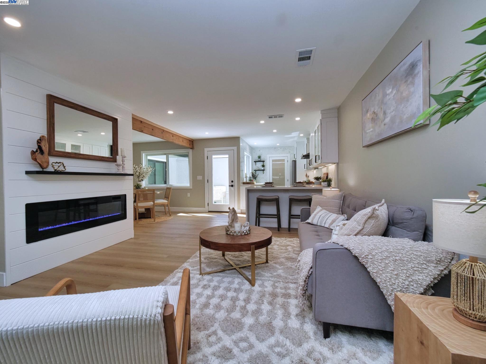 Detail Gallery Image 30 of 47 For 1209 Oakmont Drive #1,  Walnut Creek,  CA 94595 - 2 Beds | 2 Baths