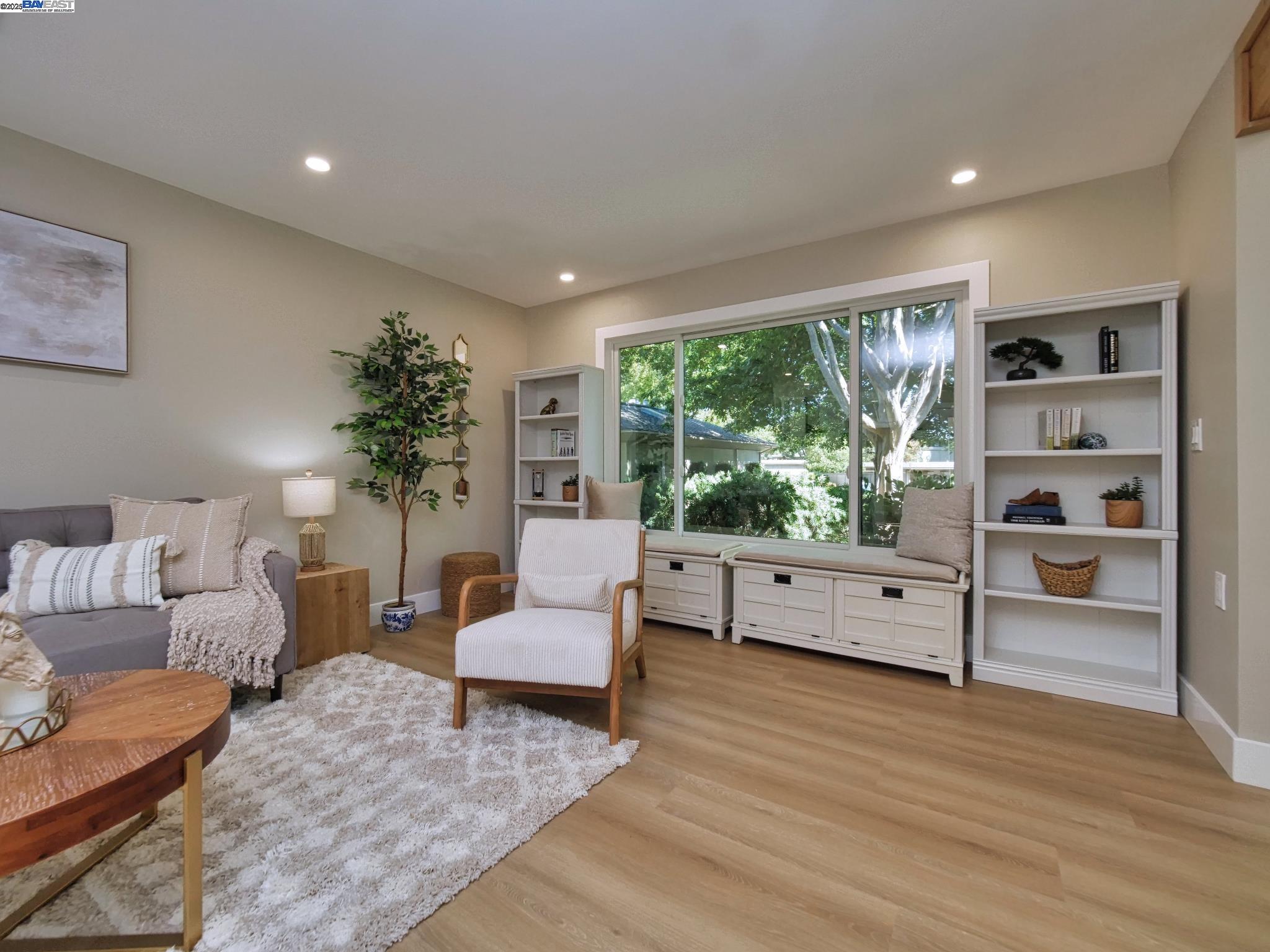 Detail Gallery Image 9 of 47 For 1209 Oakmont Drive #1,  Walnut Creek,  CA 94595 - 2 Beds | 2 Baths