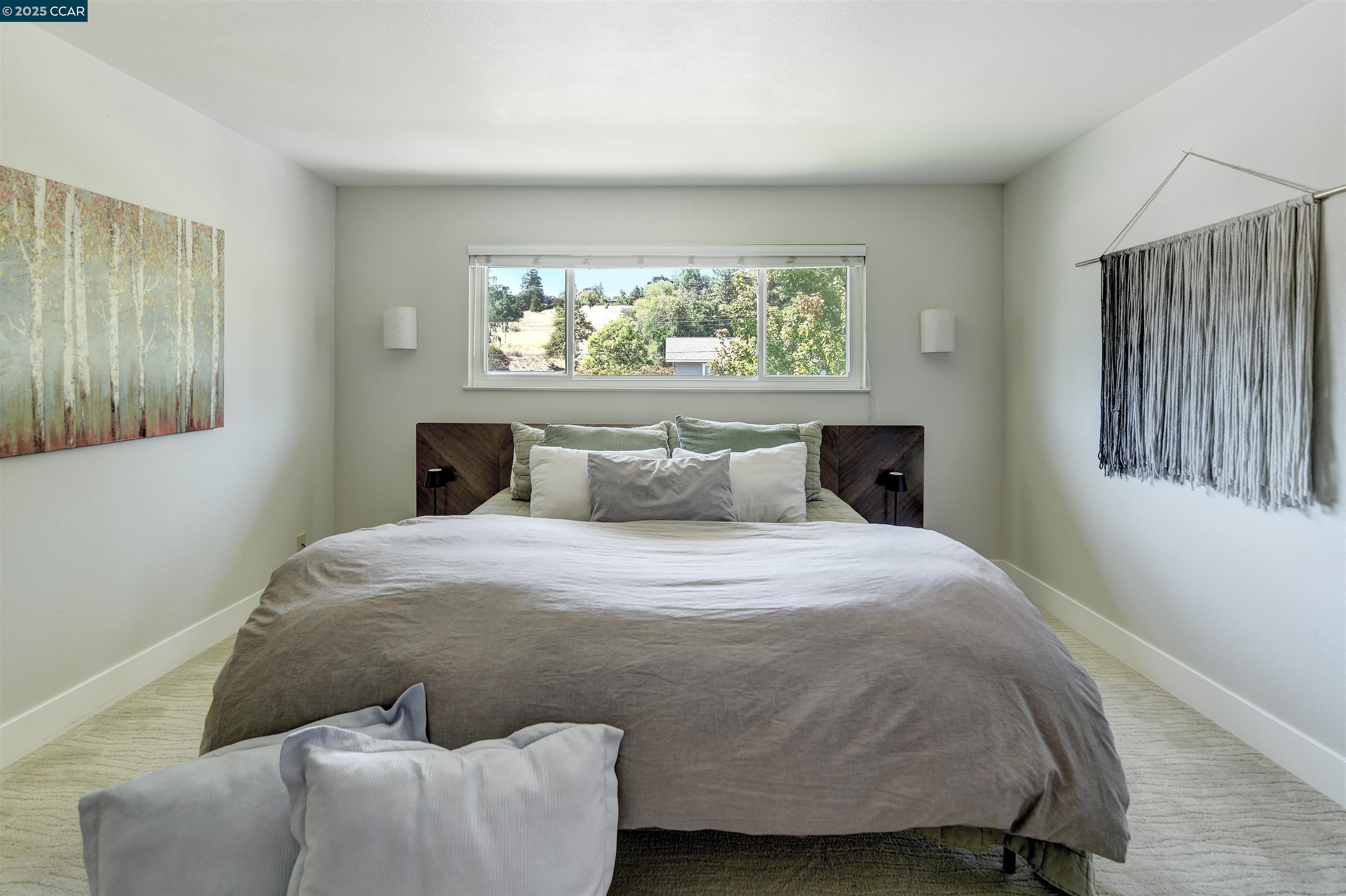 Detail Gallery Image 31 of 59 For 235 Appalachian Dr, Martinez,  CA 94553 - 5 Beds | 2/1 Baths