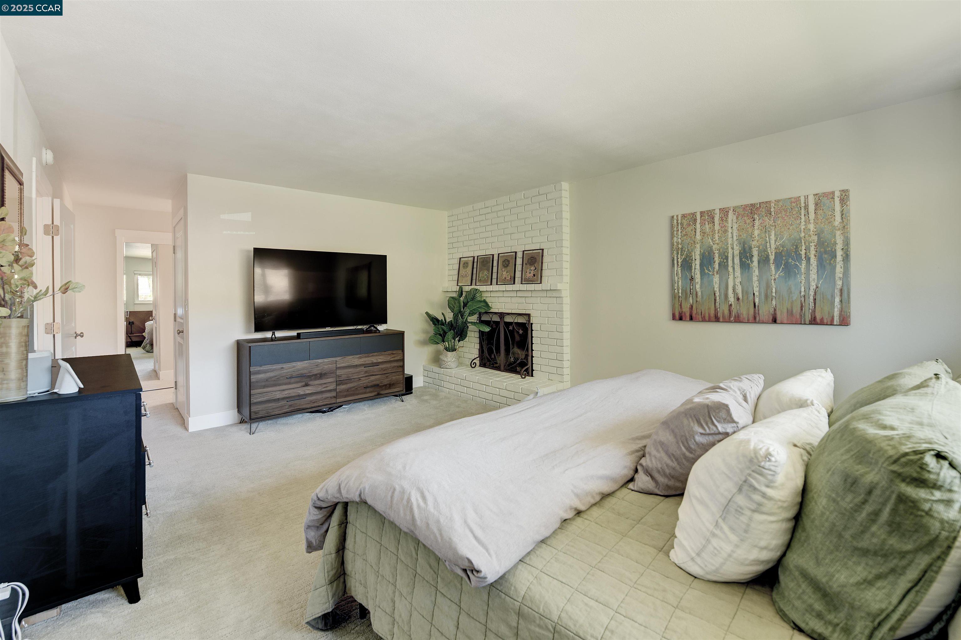 Detail Gallery Image 32 of 59 For 235 Appalachian Dr, Martinez,  CA 94553 - 5 Beds | 2/1 Baths