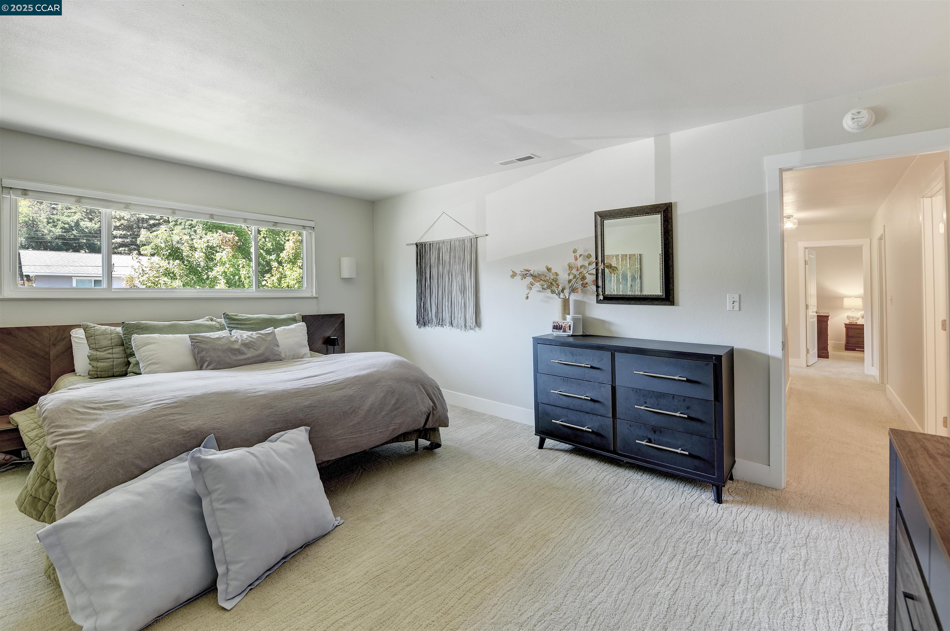 Detail Gallery Image 33 of 59 For 235 Appalachian Dr, Martinez,  CA 94553 - 5 Beds | 2/1 Baths