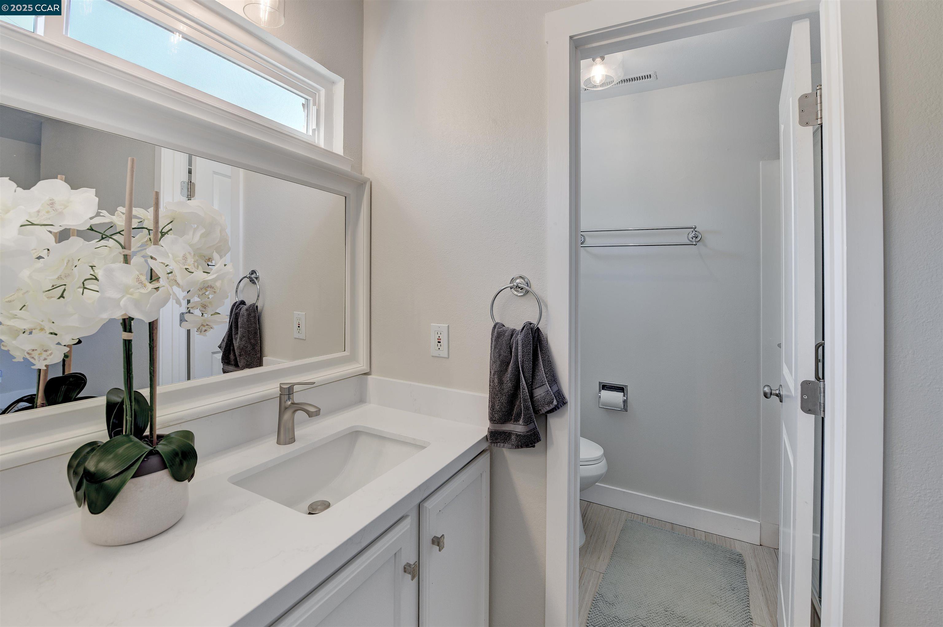 Detail Gallery Image 36 of 59 For 235 Appalachian Dr, Martinez,  CA 94553 - 5 Beds | 2/1 Baths