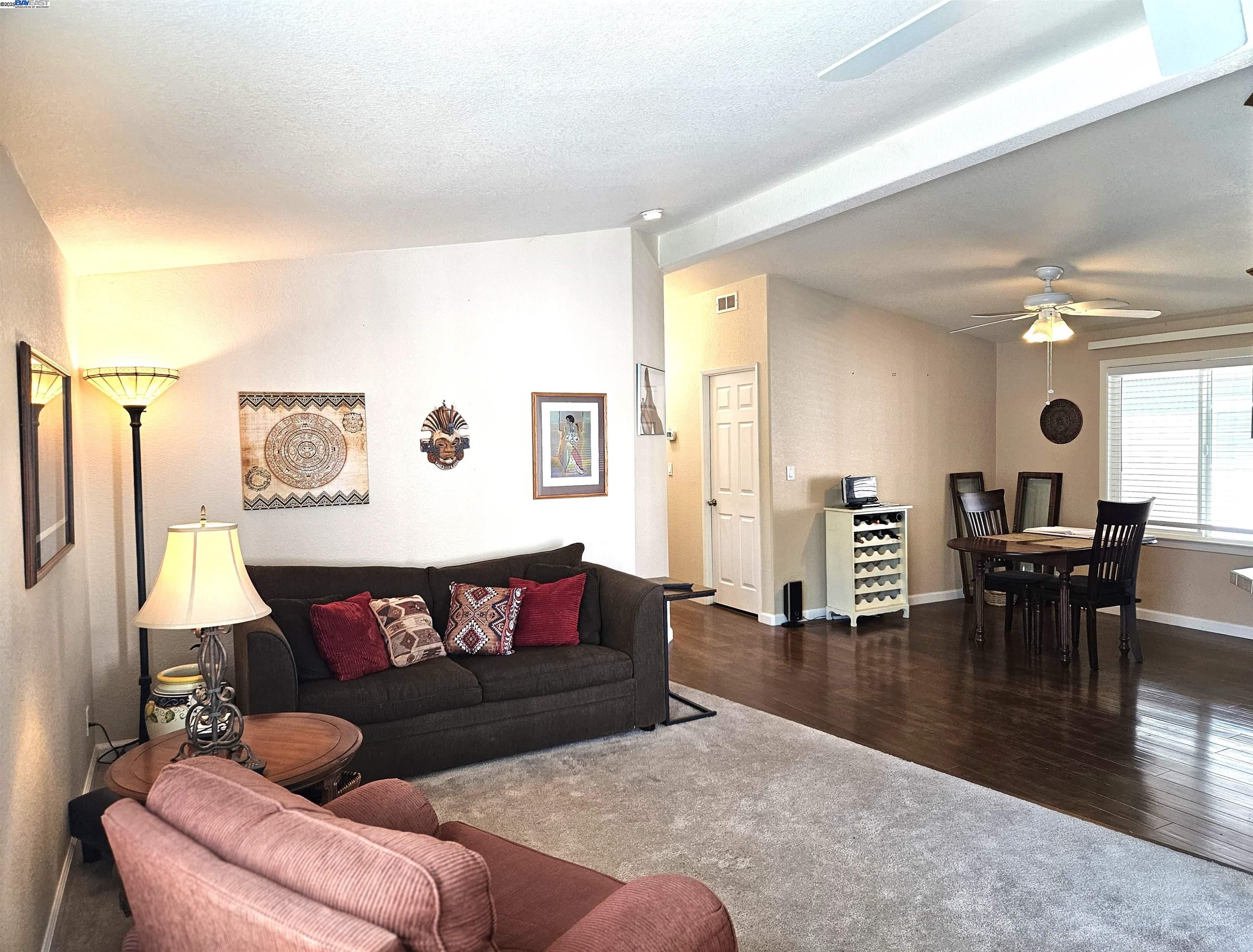 Detail Gallery Image 10 of 22 For 3231 Vineyard Ave #29,  Pleasanton,  CA 94566 - 3 Beds | 2 Baths