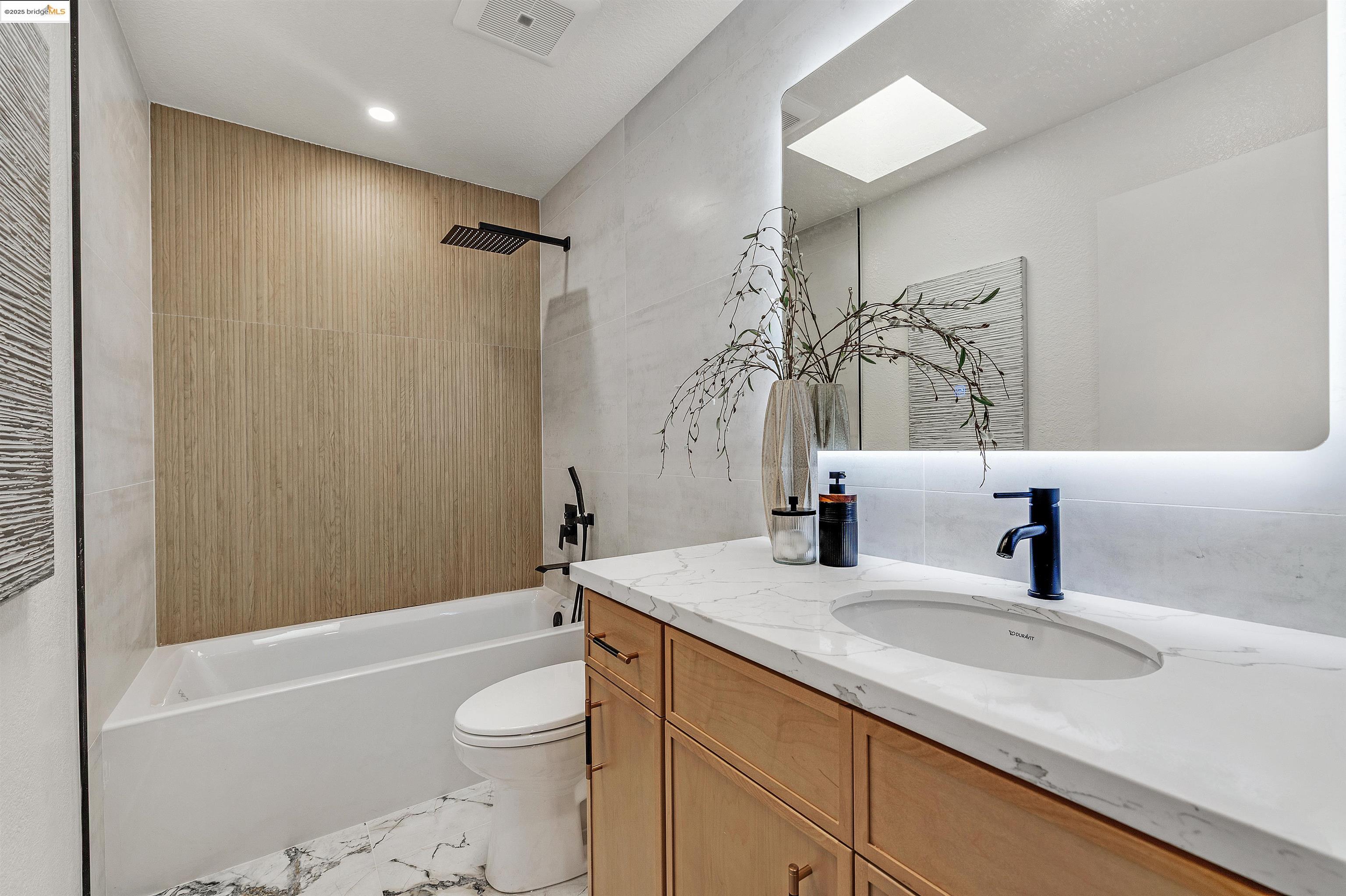 Detail Gallery Image 19 of 36 For 2863 El Capitan Dr, Pleasanton,  CA 94566 - 3 Beds | 2/1 Baths