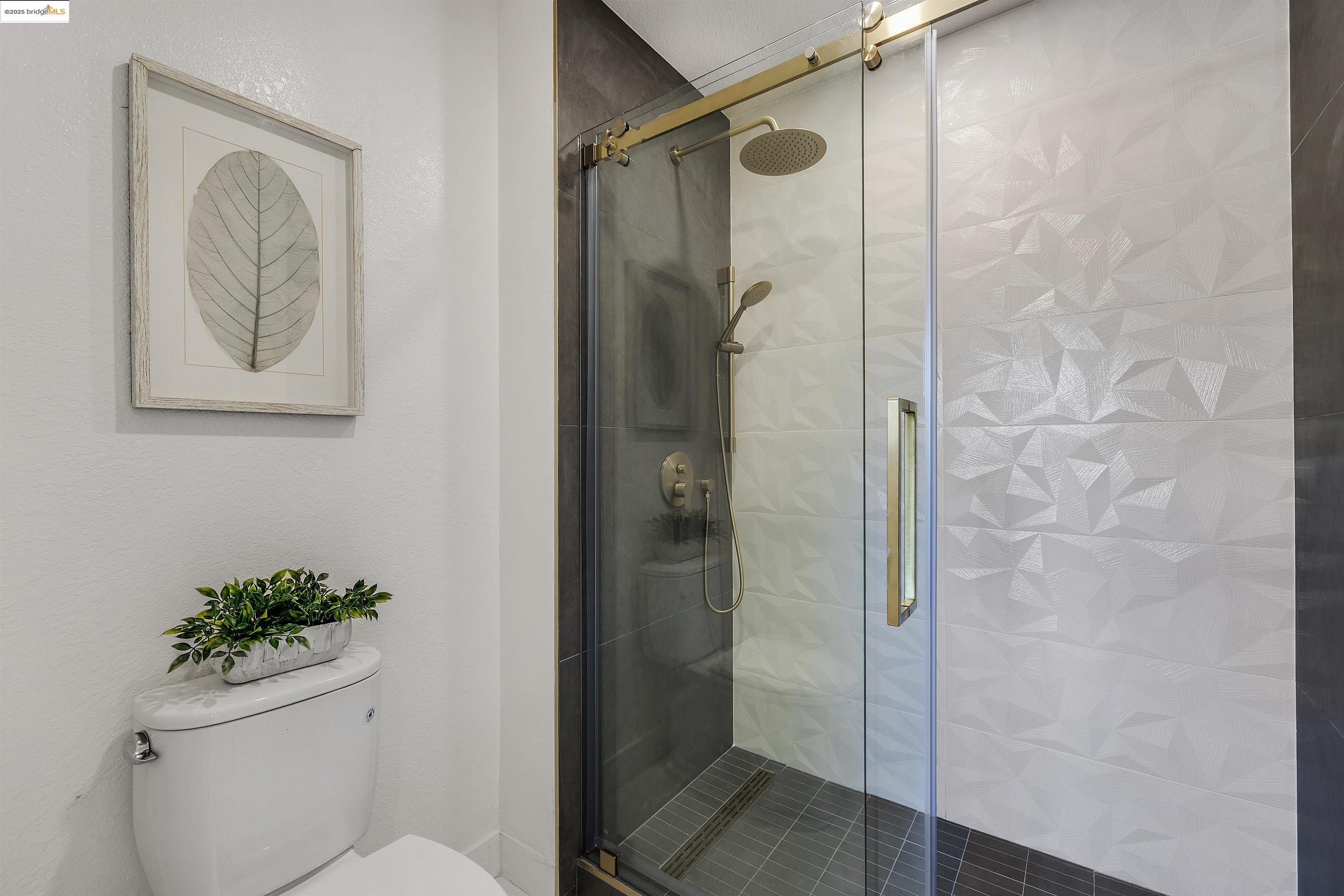 Detail Gallery Image 27 of 36 For 2863 El Capitan Dr, Pleasanton,  CA 94566 - 3 Beds | 2/1 Baths