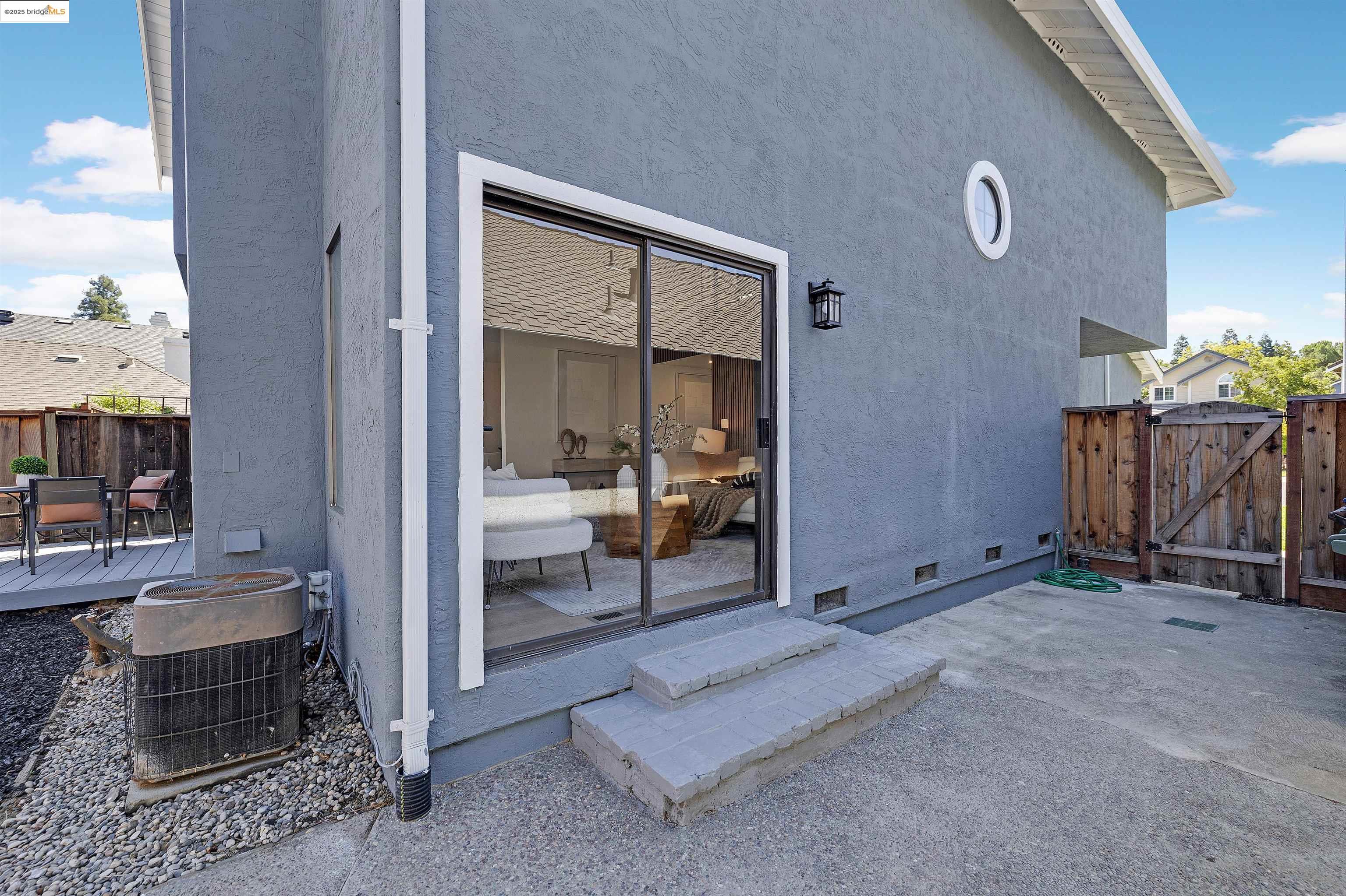 Detail Gallery Image 32 of 36 For 2863 El Capitan Dr, Pleasanton,  CA 94566 - 3 Beds | 2/1 Baths