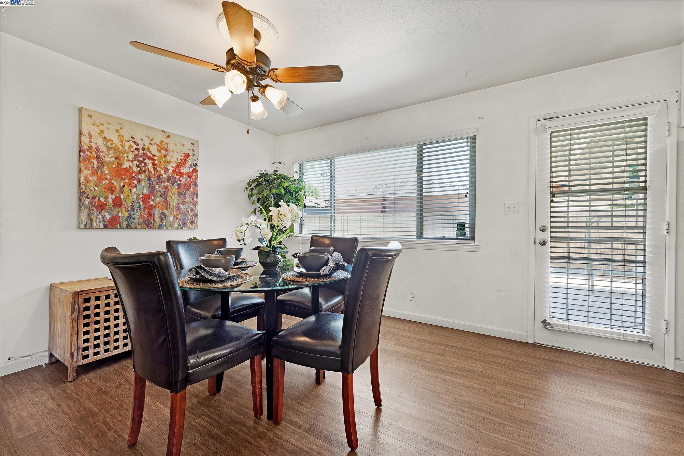 Detail Gallery Image 12 of 26 For 967 Miranda Way, Livermore,  CA 94550 - 4 Beds | 2 Baths