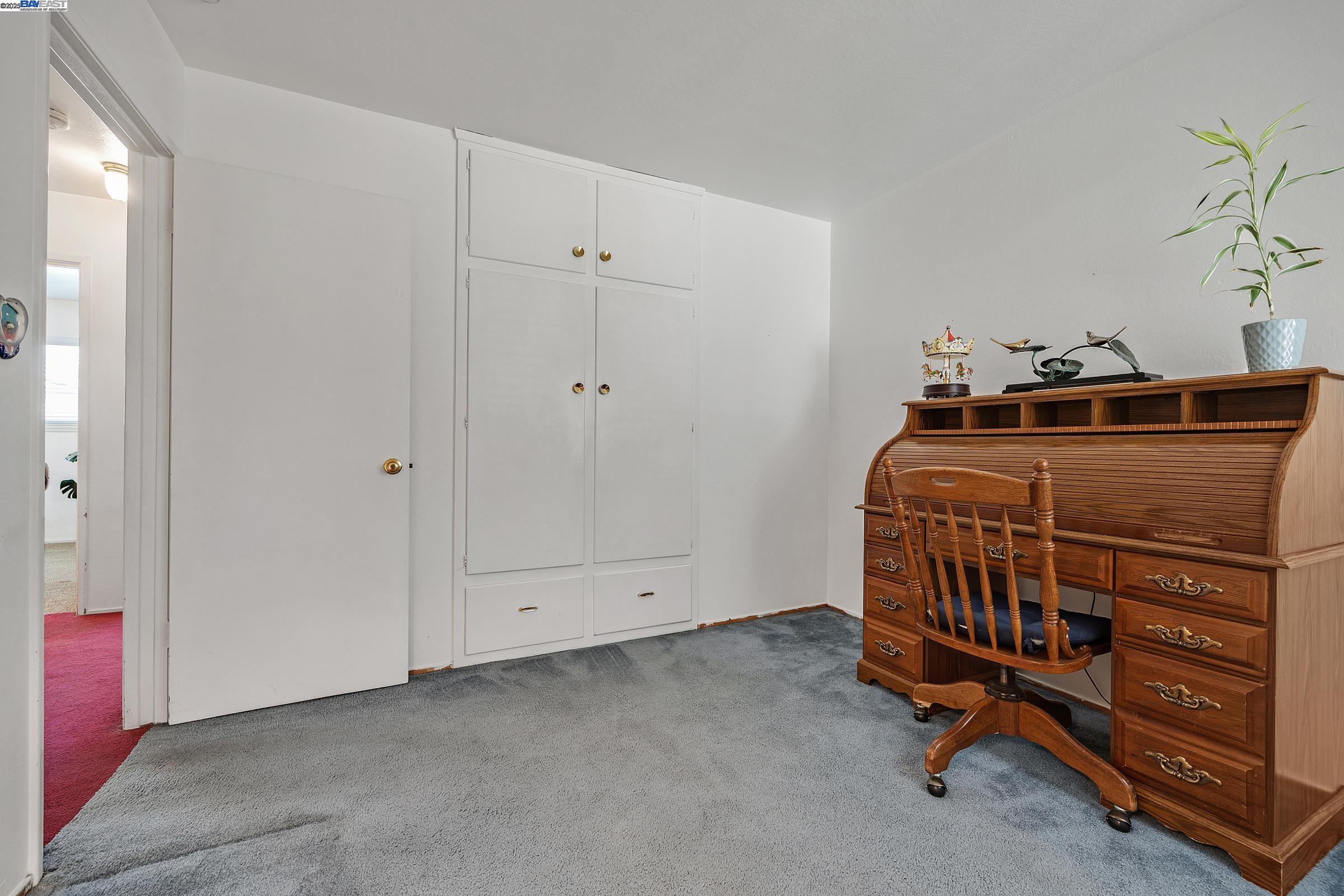 Detail Gallery Image 17 of 26 For 967 Miranda Way, Livermore,  CA 94550 - 4 Beds | 2 Baths