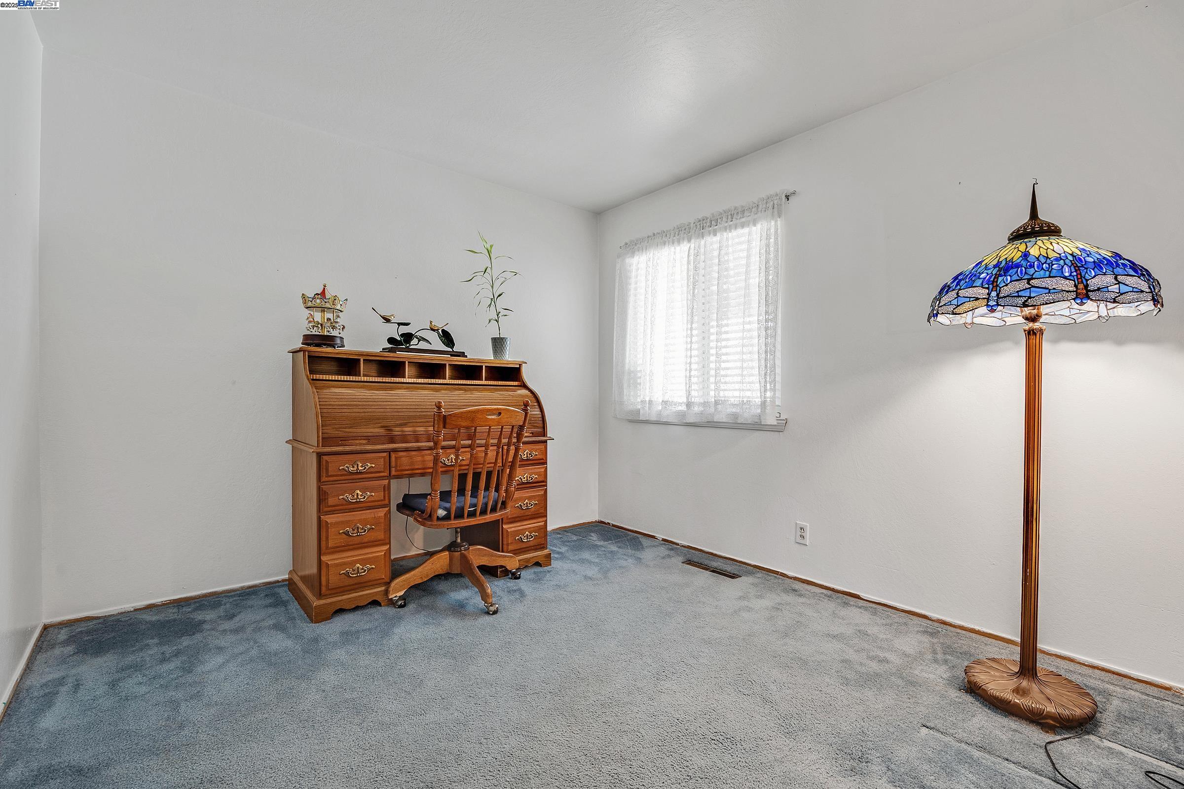 Detail Gallery Image 18 of 26 For 967 Miranda Way, Livermore,  CA 94550 - 4 Beds | 2 Baths