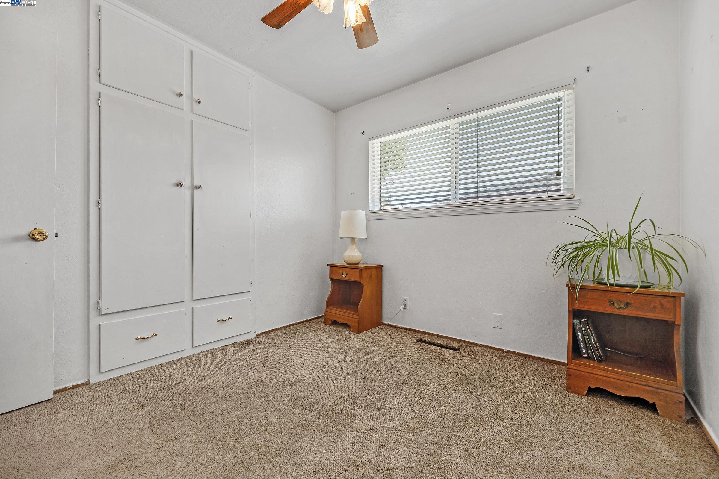 Detail Gallery Image 21 of 26 For 967 Miranda Way, Livermore,  CA 94550 - 4 Beds | 2 Baths