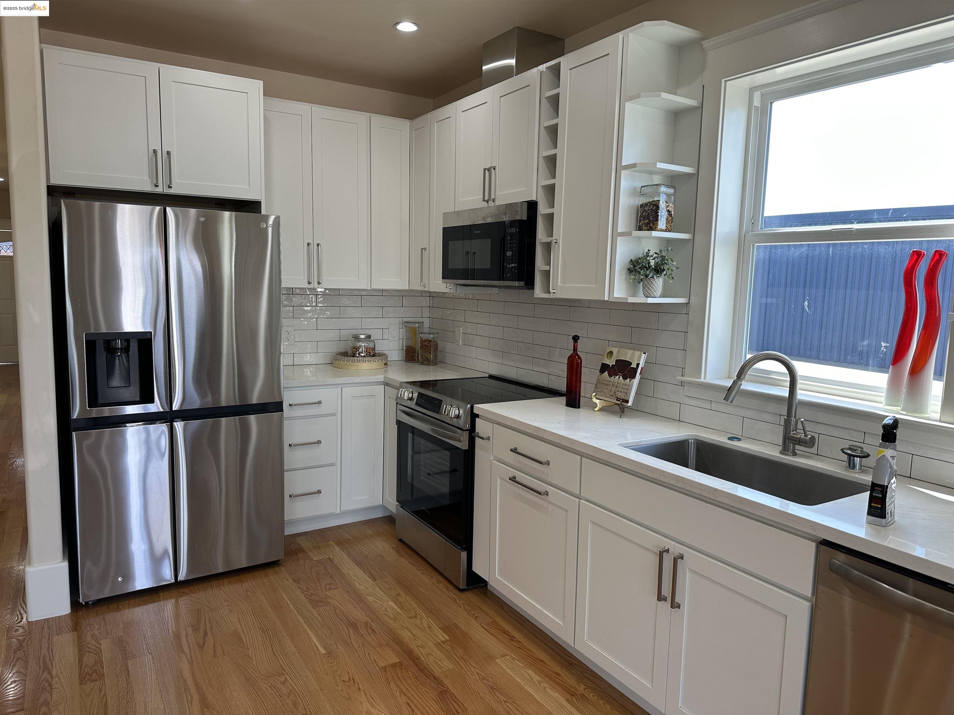 Detail Gallery Image 11 of 59 For 3508 Adeline Street, Oakland,  CA 94608 - – Beds | – Baths