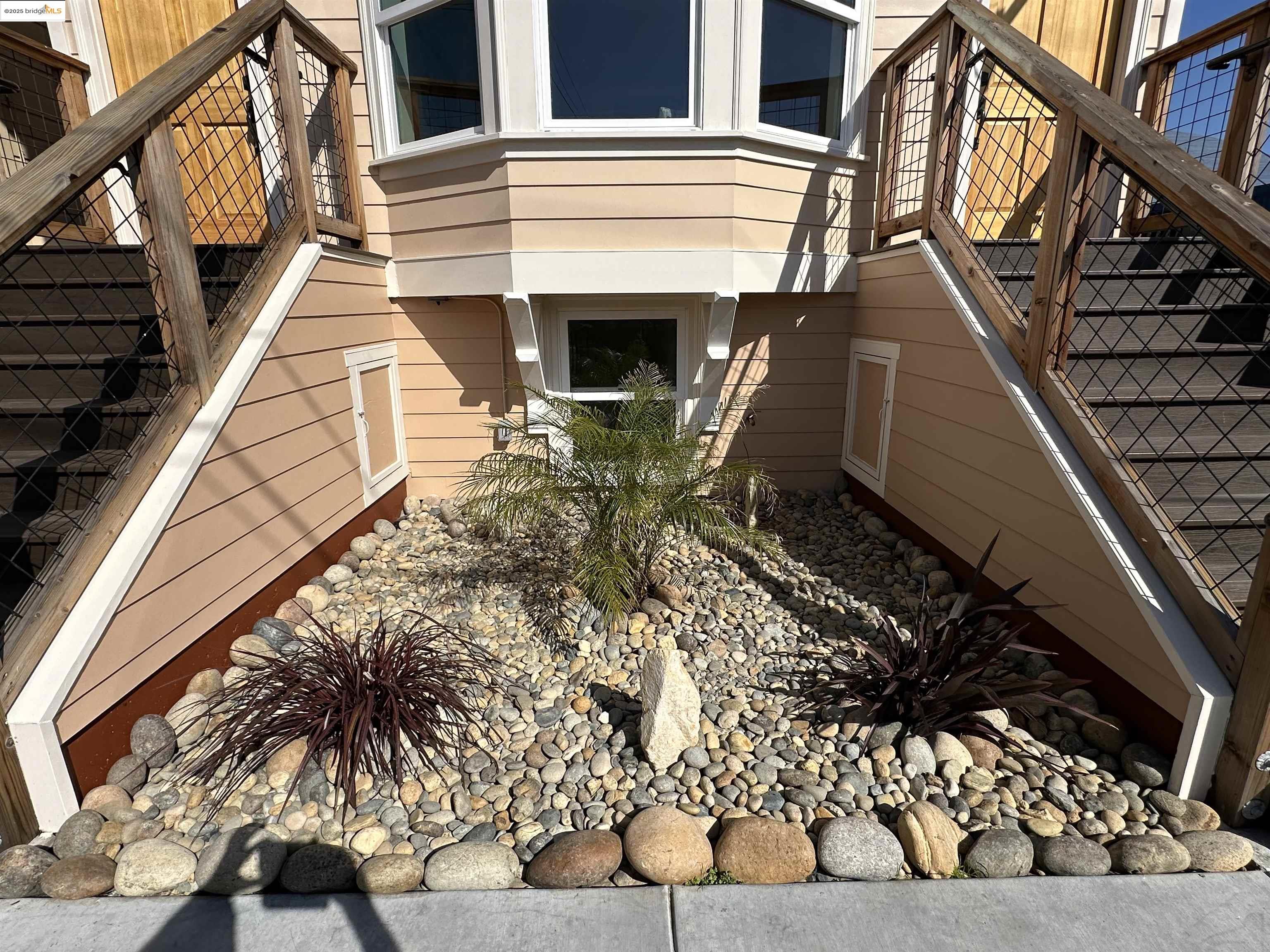 Detail Gallery Image 3 of 59 For 3508 Adeline Street, Oakland,  CA 94608 - – Beds | – Baths