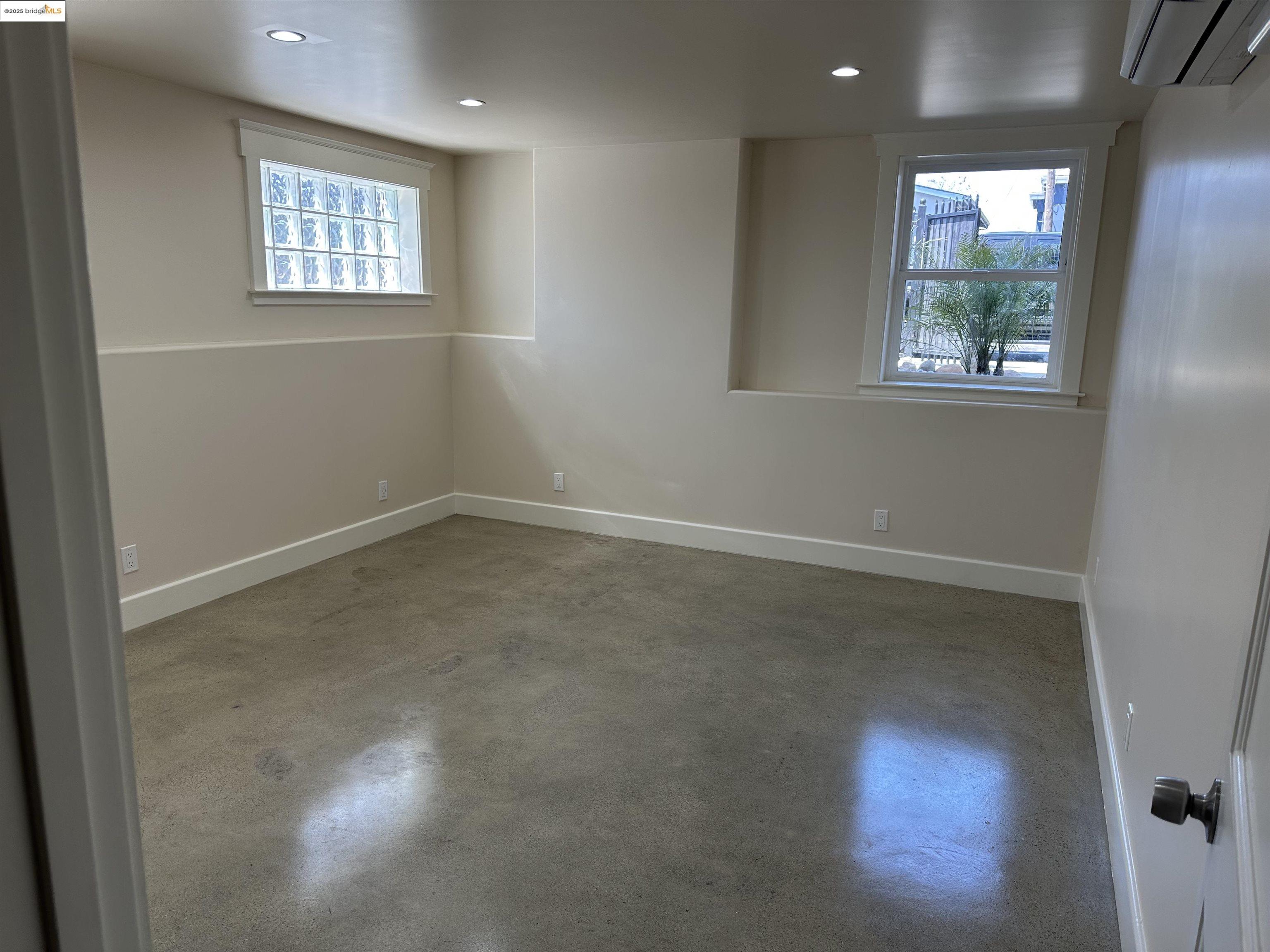 Detail Gallery Image 28 of 59 For 3508 Adeline Street, Oakland,  CA 94608 - – Beds | – Baths
