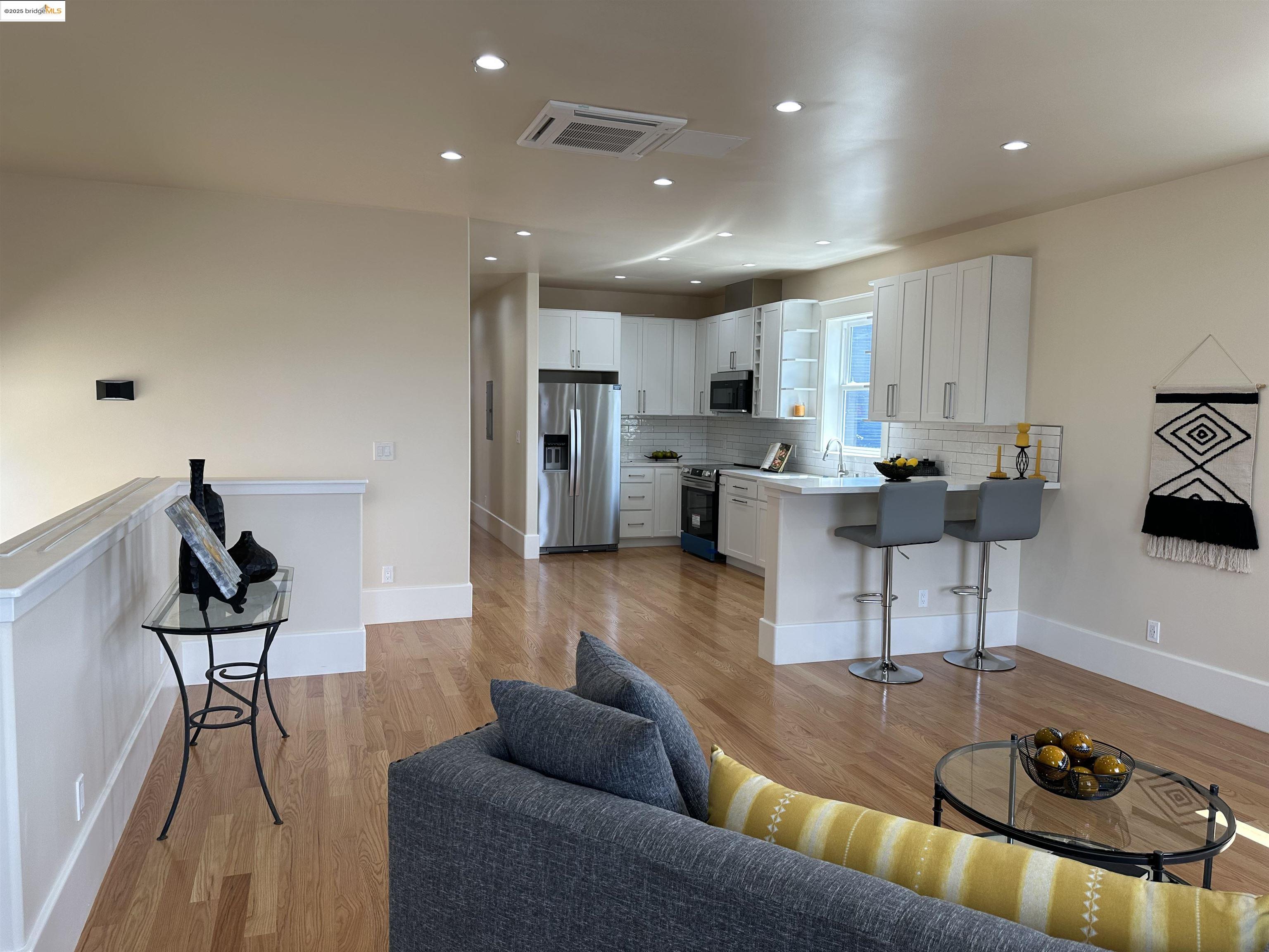 Detail Gallery Image 34 of 59 For 3508 Adeline Street, Oakland,  CA 94608 - – Beds | – Baths