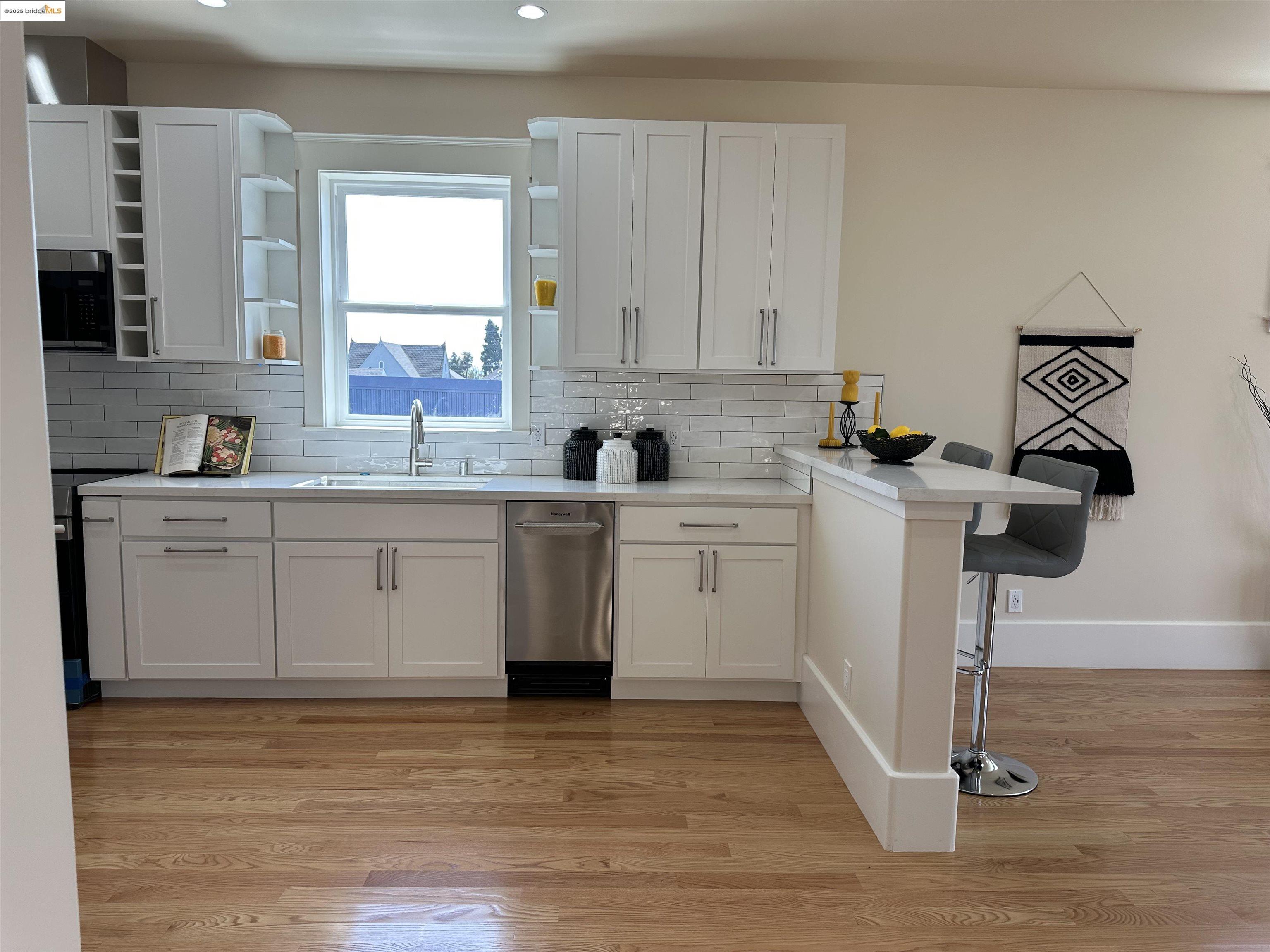 Detail Gallery Image 38 of 59 For 3508 Adeline Street, Oakland,  CA 94608 - – Beds | – Baths